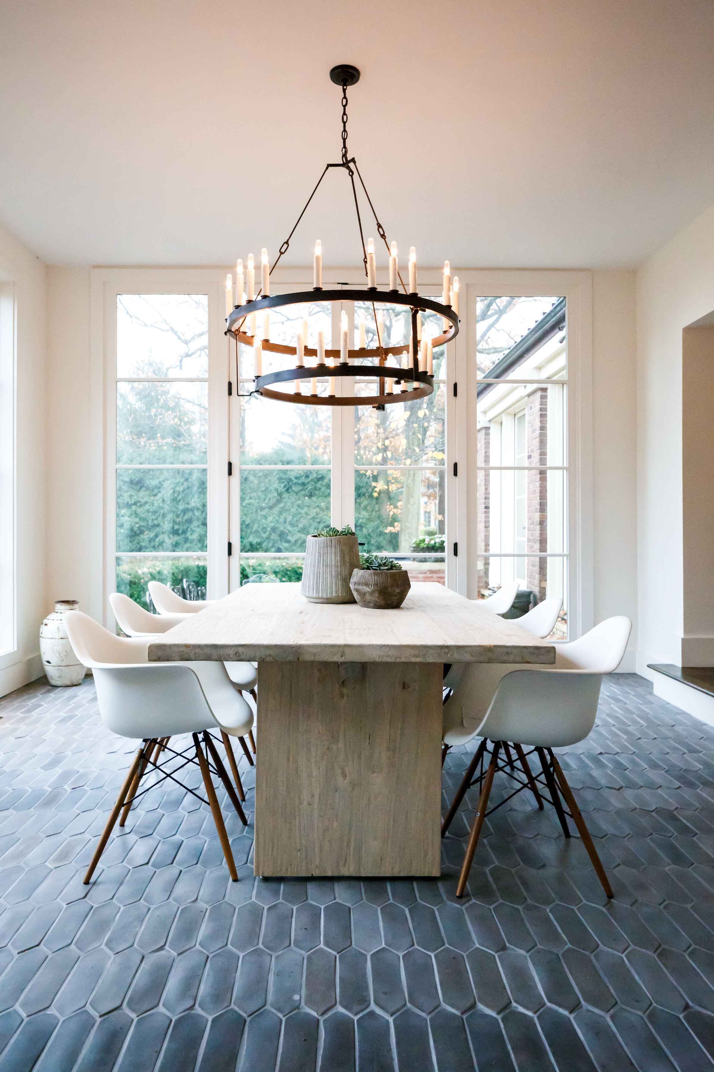 Ladrillo's classic picket cement tile | great color variation!