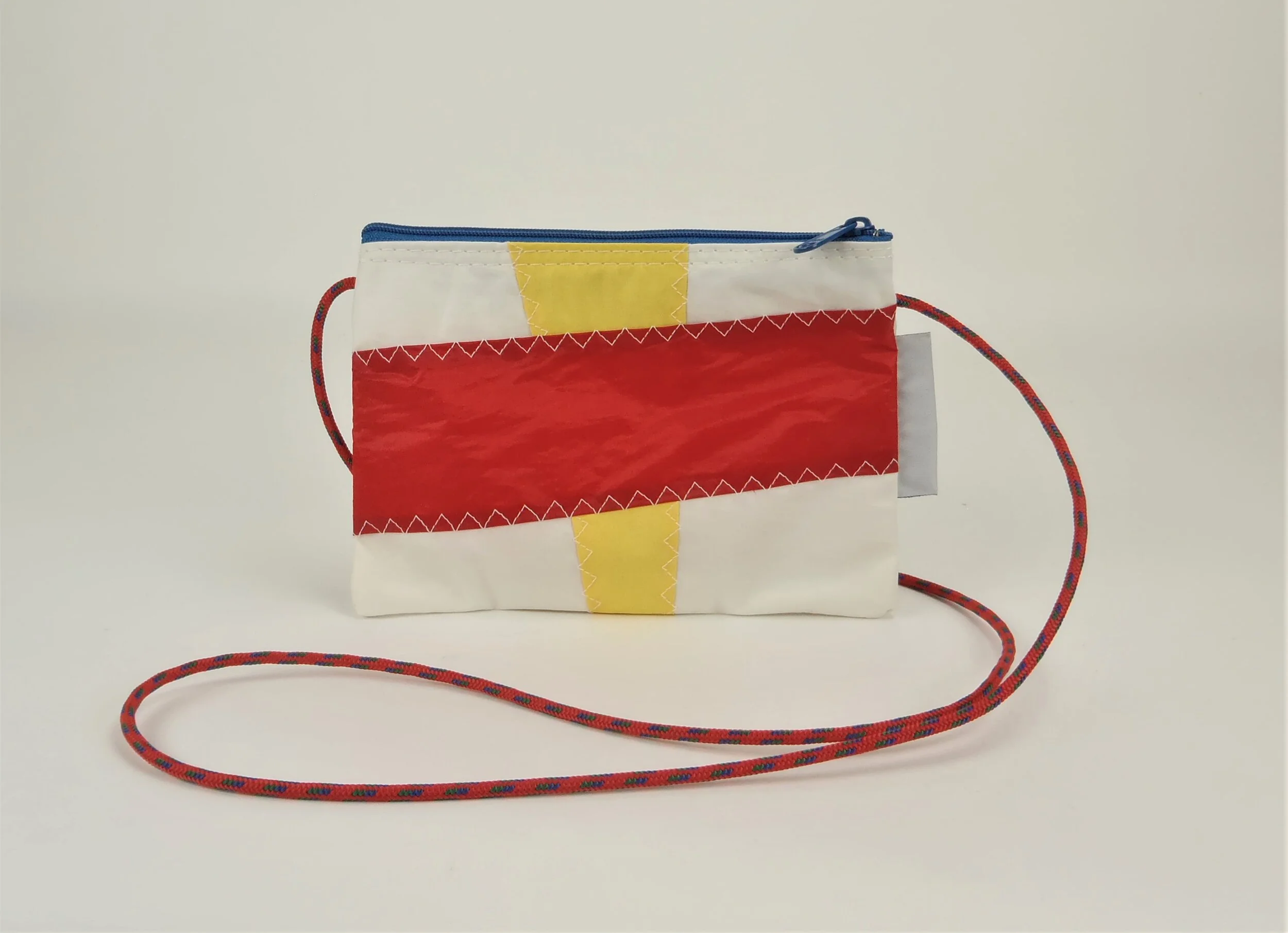 Hoist Away Bags IUCN Water