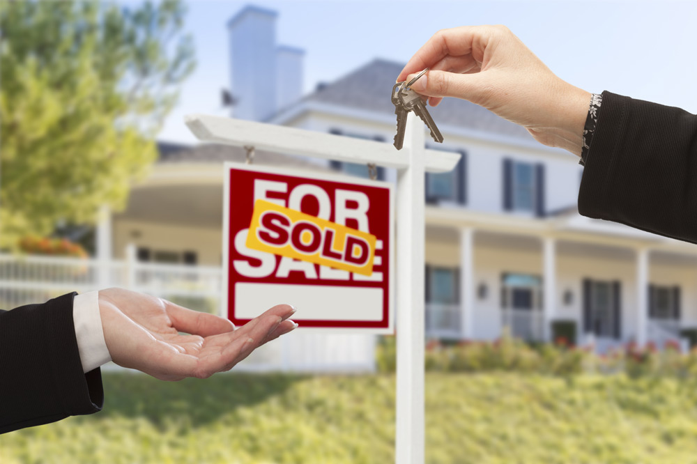 Why Buying From the Listing Agent Isn display picture 1