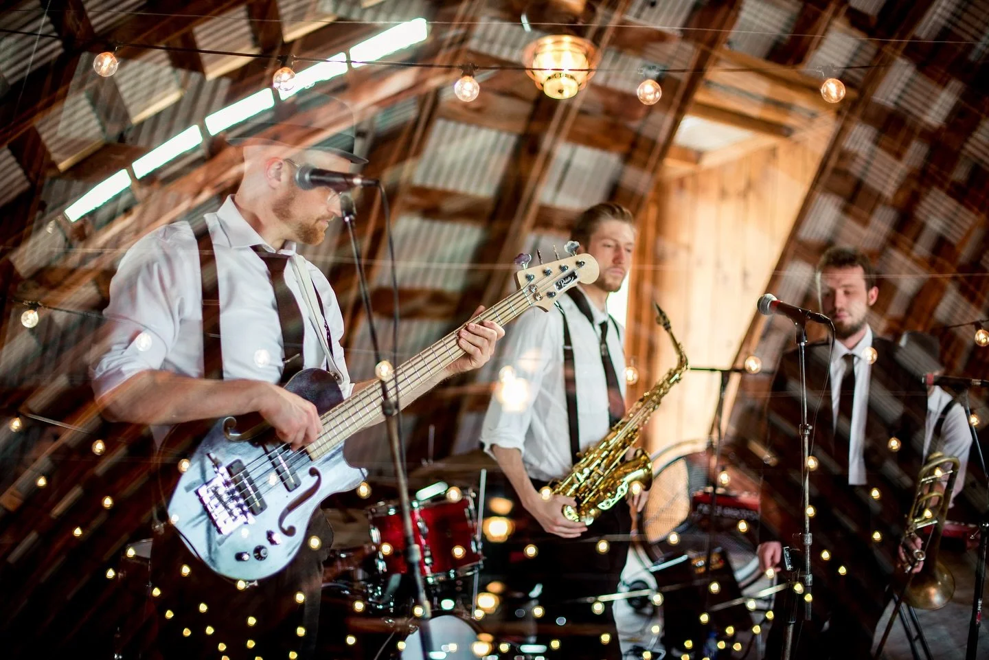 Elegant. Timeless. Swooning guaranteed.
🔗 theswooners.com
#theswooners #liveweddingband #weddingmusic #livemusic #weddingvibes #barnwedding #weddingbandlife #swoonworthy #weddingentertainment #weddingreception #musiciansofinstagram #romanticvibes