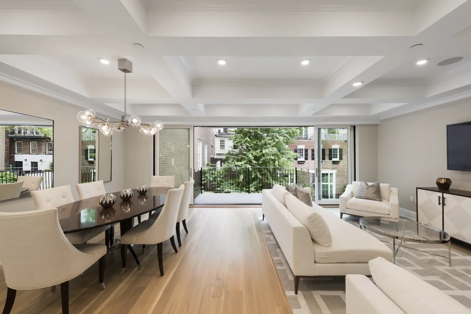 184 East 64th Street Apt 2__2_resize.jpg