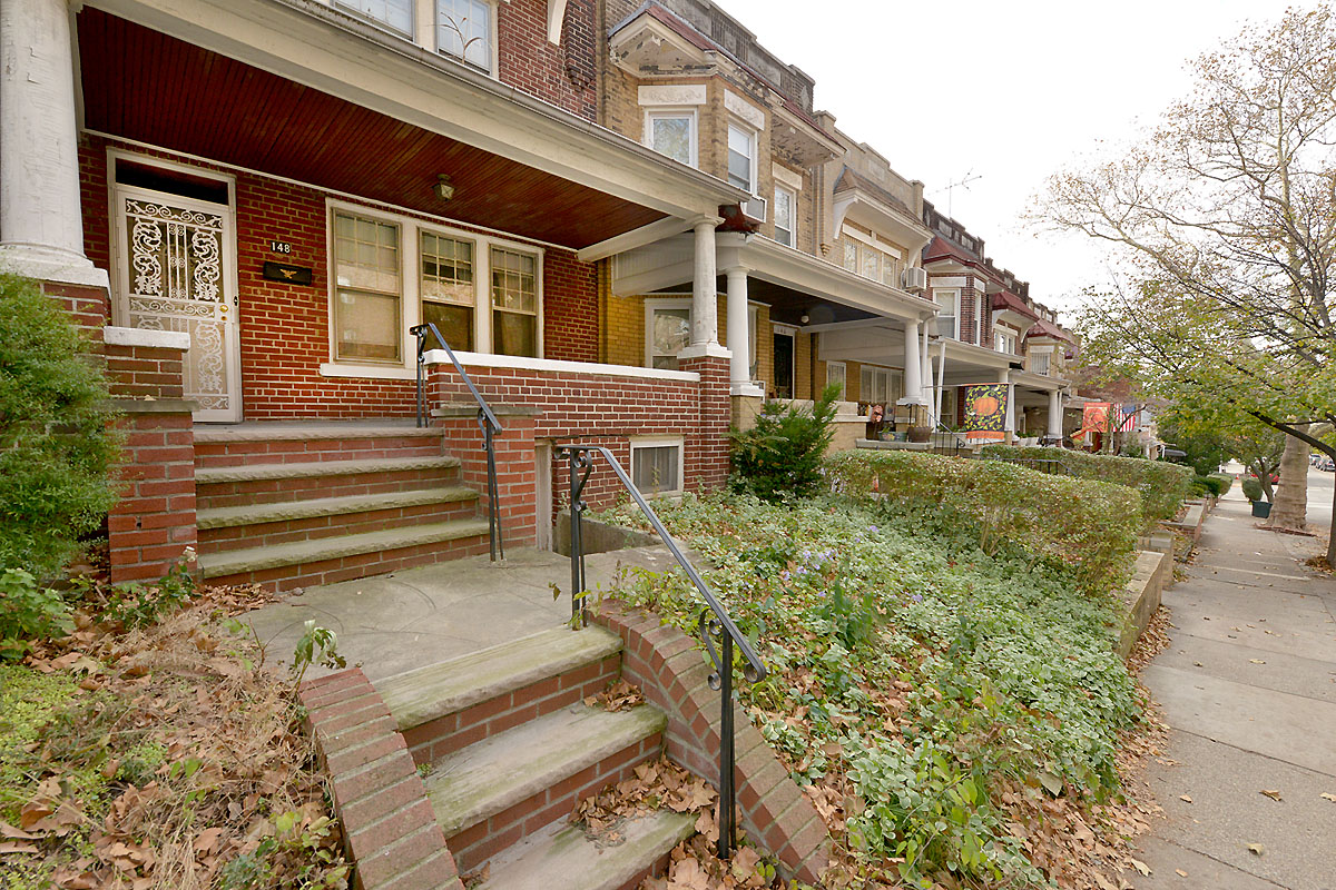 73rd_Street_143_TH_2_.jpg