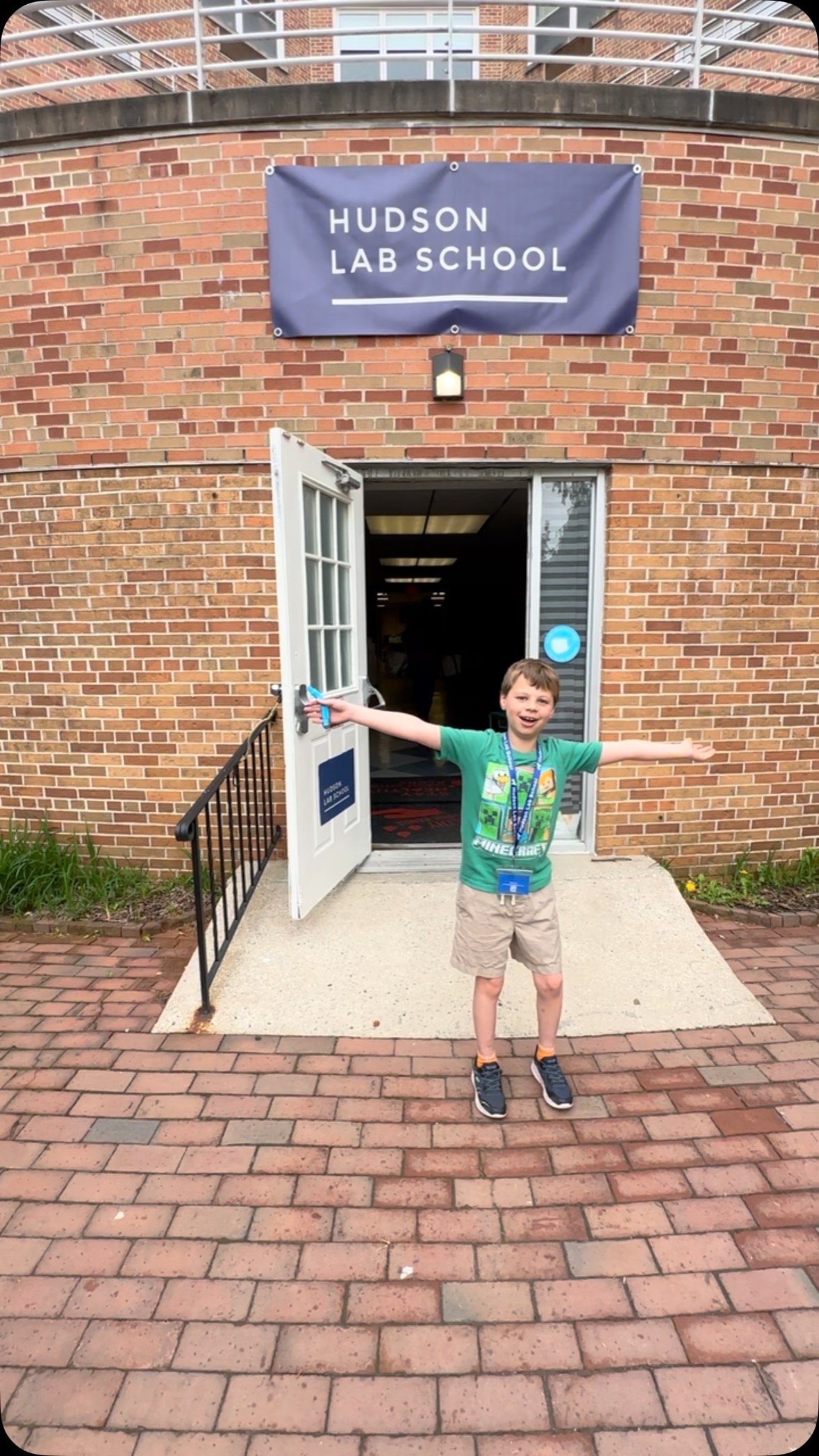 Hudson Lab School Spring Swap and Tinkerfesr is happening now! Come to 185 Old Broadway in Hastings-on-Hudson!