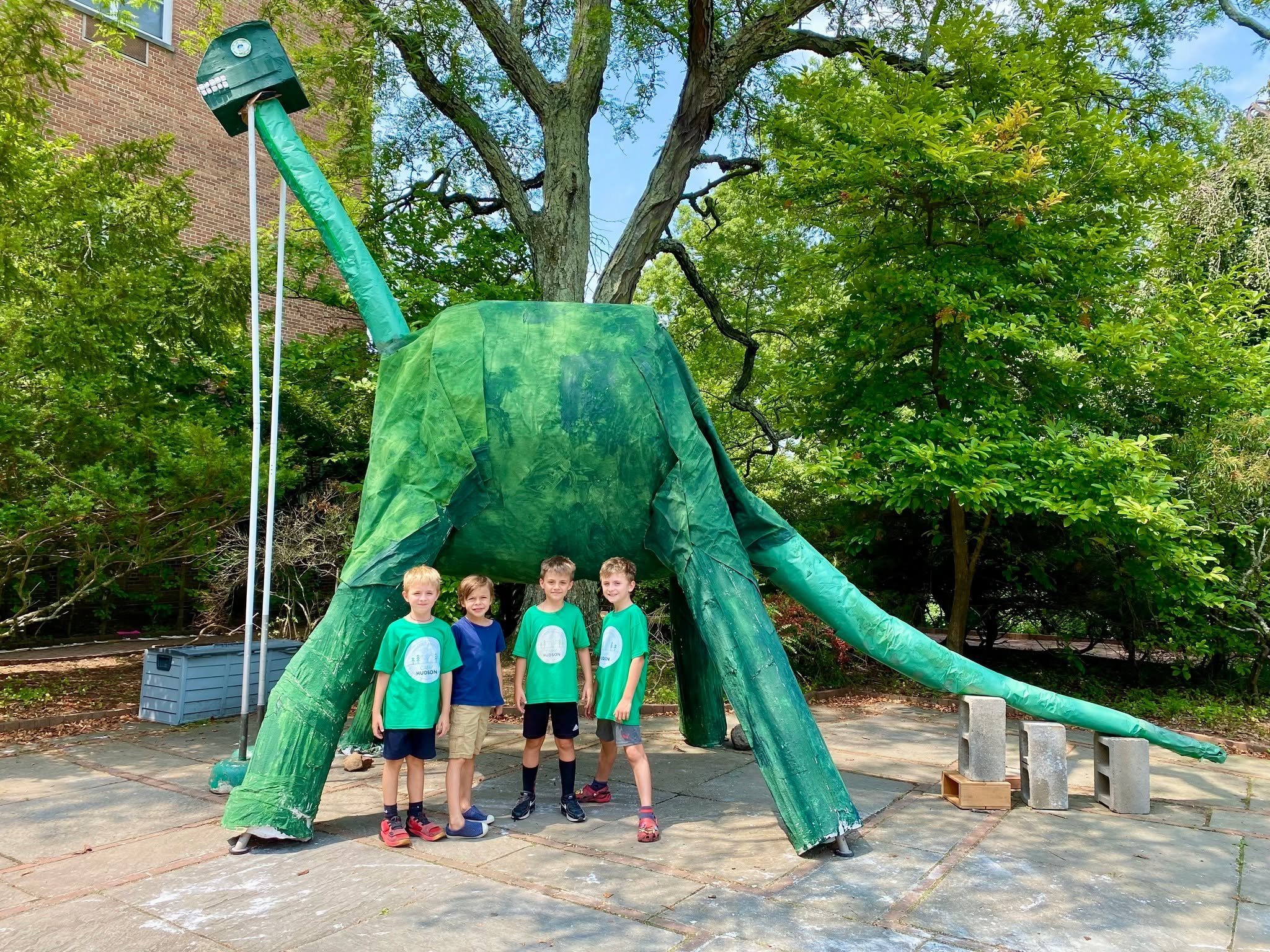 This summer would you rather build a birdhouse or a dinosaur?

Camp Hudson is where kids go BIG. Early bird pricing ends tomorrow on Saturday, February 28. Go save big.

Link in bio

#CampHudson #SummerCamp #EarlyBird #KidsWhoMake #SummerPlanning