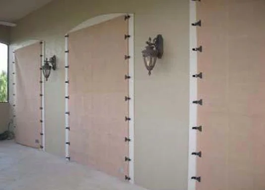 beige three doors.jpg