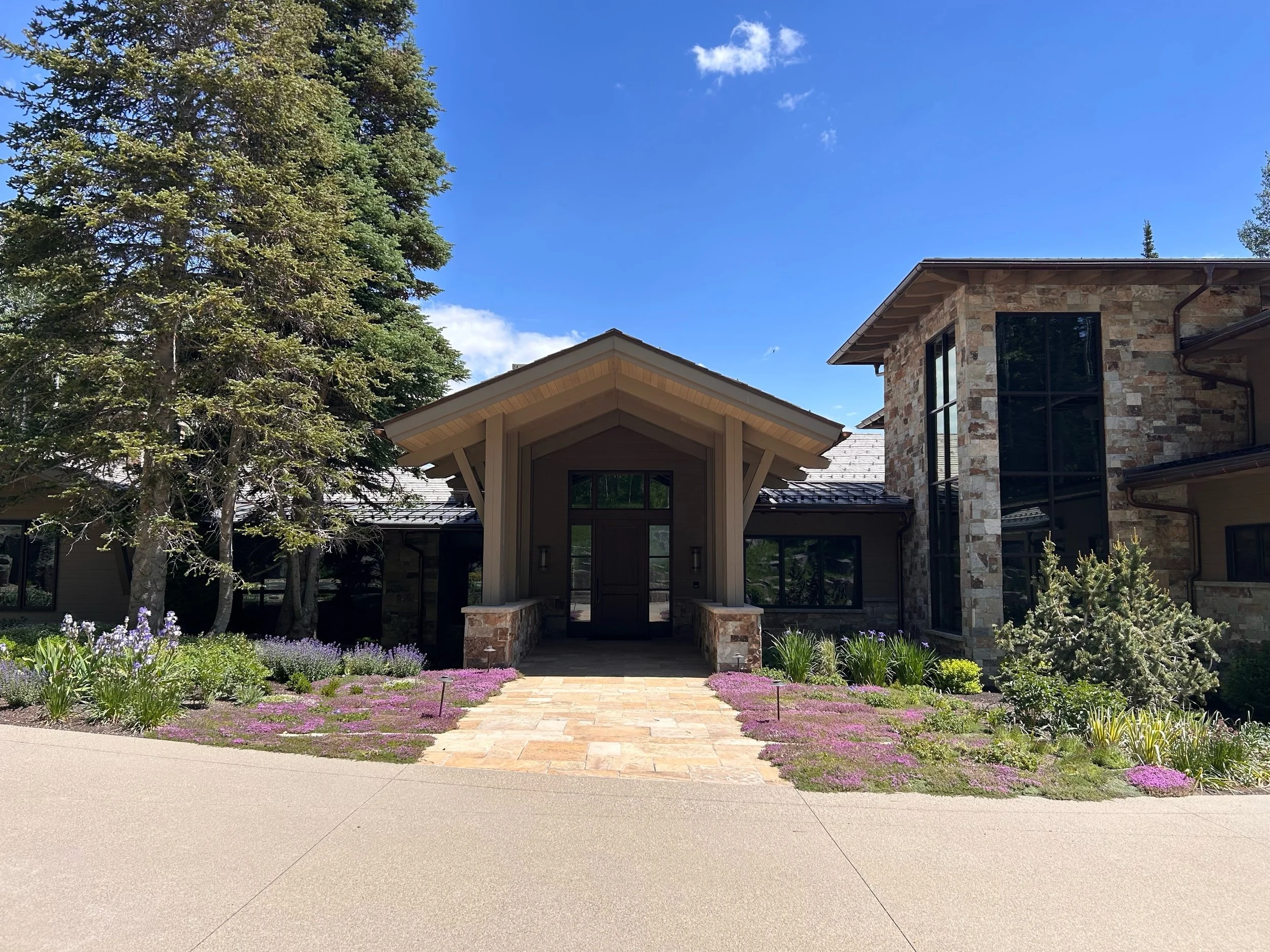 Patience pays off&hellip;

Seeing this Elfin thyme groundcover fill in so perfectly along the front walkway is incredibly rewarding. It is just as exciting to watch the grasses grow, creating a perfect blend of soft textures amongst the rough boulder