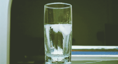 0-VkhtbTYGeDijCnqB.gif