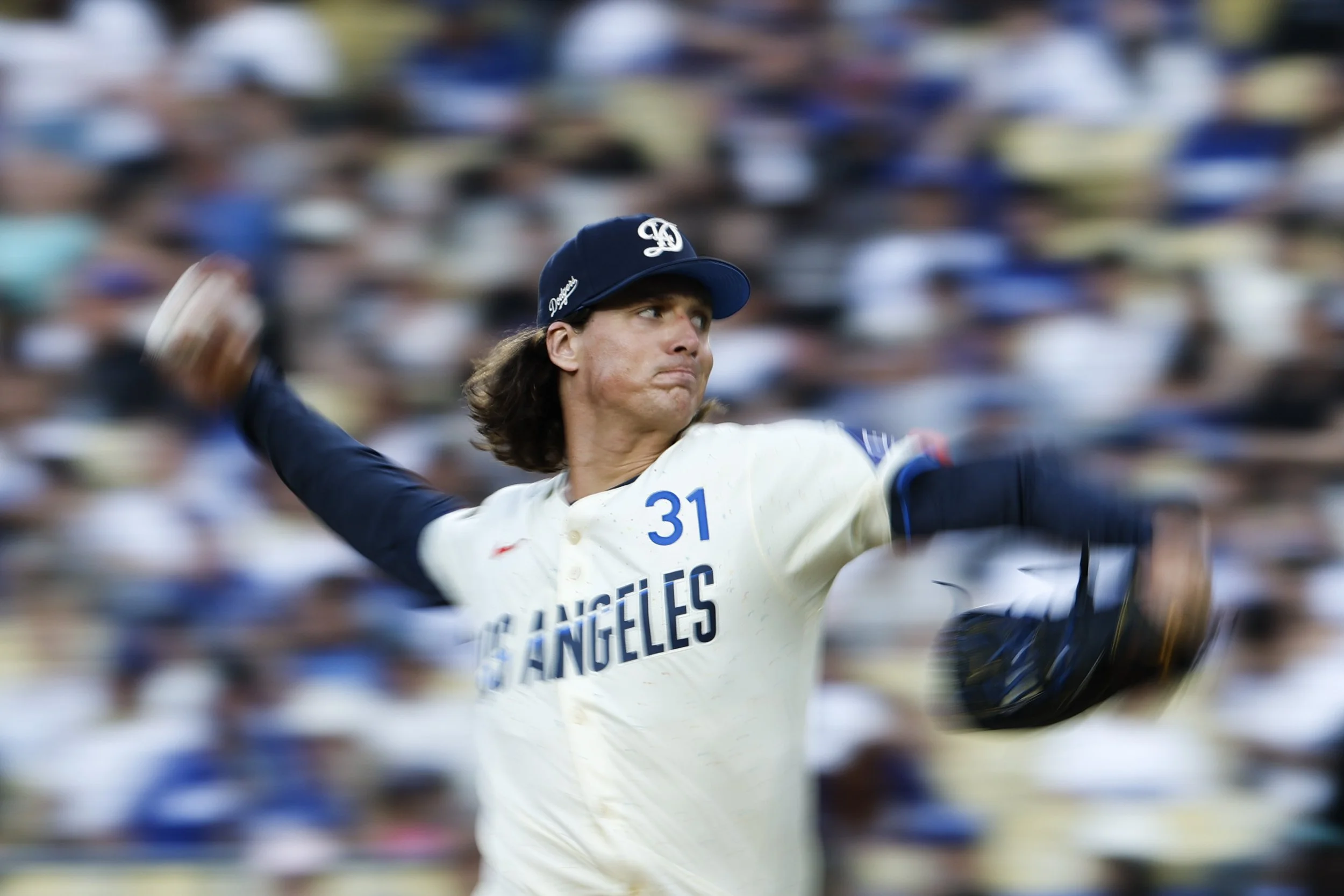  Los Angeles Dodgers pitcher Tyler Glasnow (31) pitches the top of the 3rd at the game between the Arizona Diamondbacks and the Los Angeles Dodgers at Dodger Stadium on Saturday, Aug. 30, 2025 in Los Angeles, Calif. 