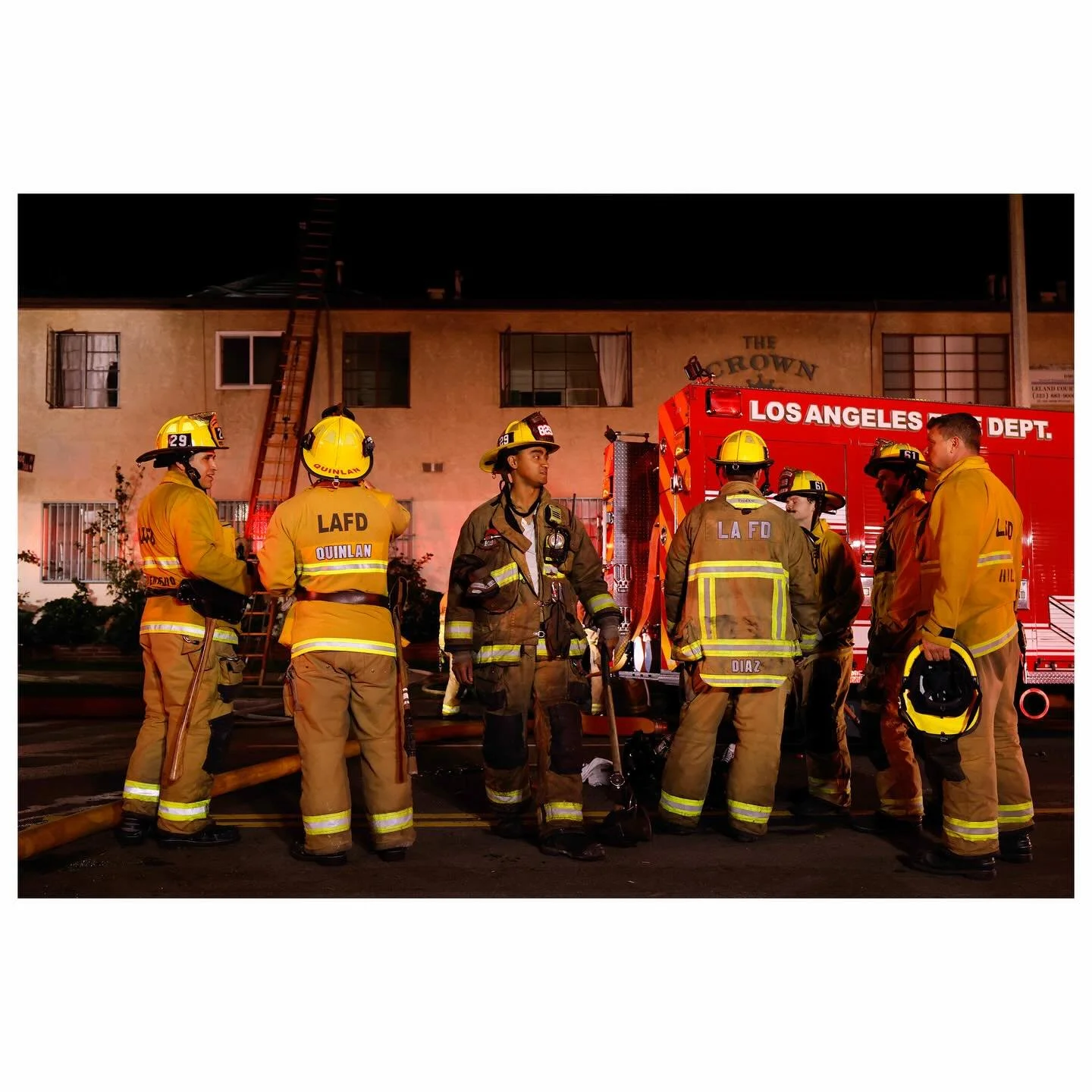 12/29 stumbled upon the back end of a two story structure fire a couple of blocks from home on Melrose. 

#fire #losangeles #photojournalism #news #melrose