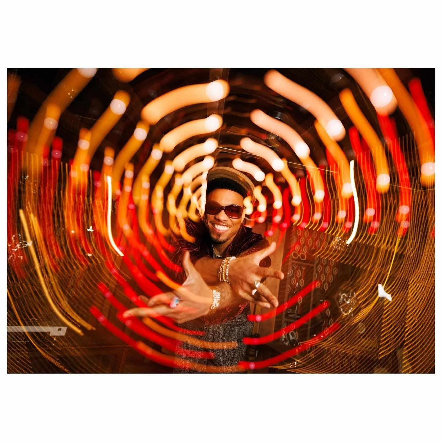 Anderson .Paak in his restaurant lounge, Andy&rsquo;s, ahead of the release of his film &ldquo;K-Pops!&rsquo; 

@latimes
@mikihellerbach
@kpopsmovie 

#portrait #jazz #news #kpop