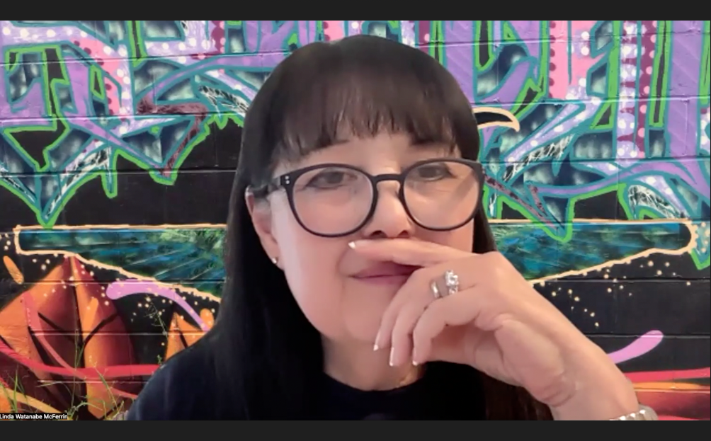 Linda Watanabe McFerring giving workshop