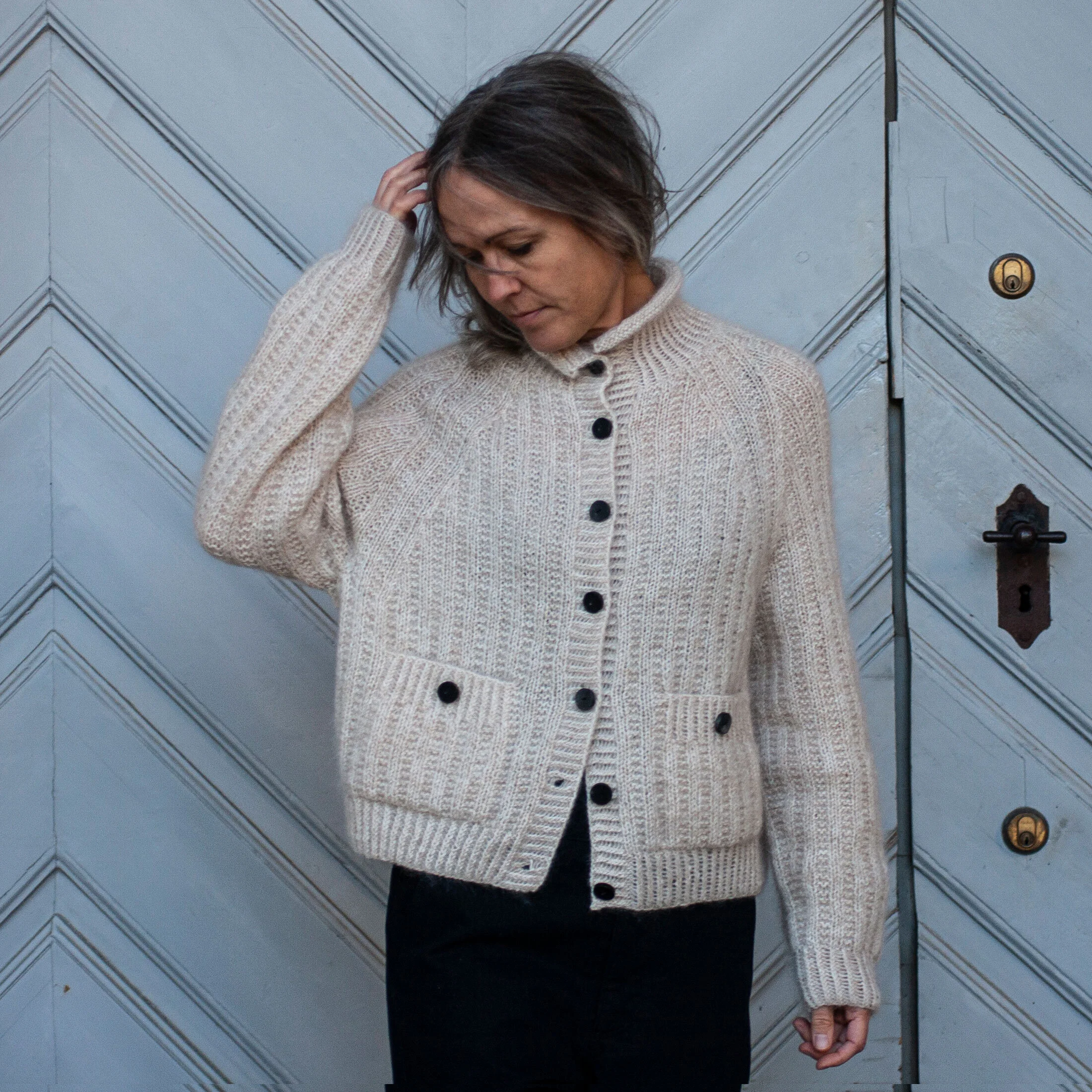 oversized cardigan outfits