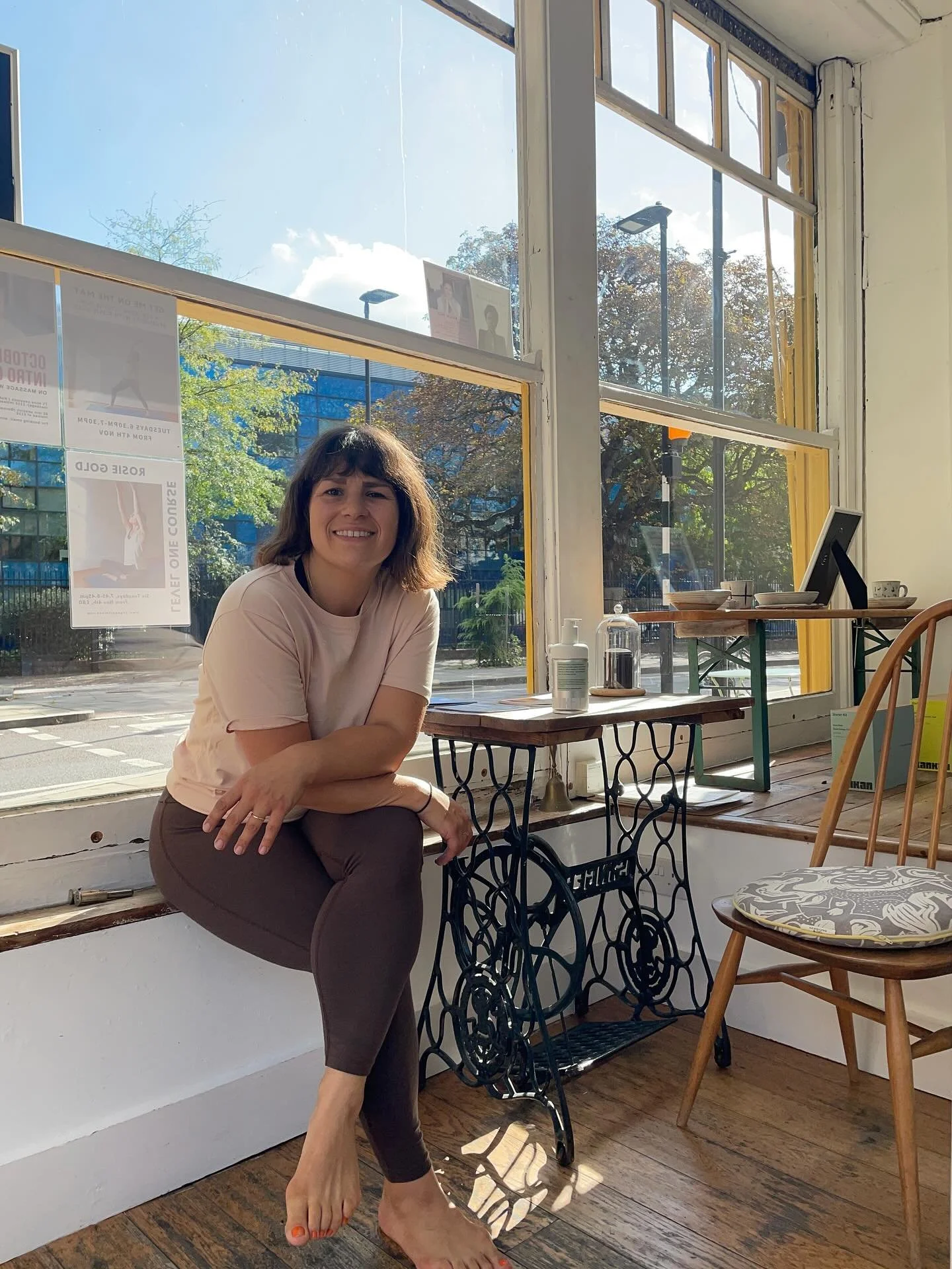 Beautiful @yogaonthelane. You will find me here on Wednesdays 6-7pm for pregnancy yoga. 

In conversation recently, I was asked how I&rsquo;d describe my teaching style. I reflected that &lsquo;respectful&rsquo; was probably most apt. 

It&rsquo;s a 