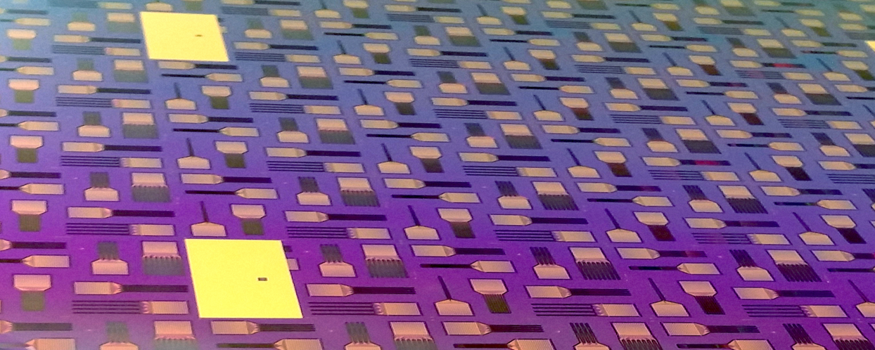 probe wafer - scaled - TRANSP.png