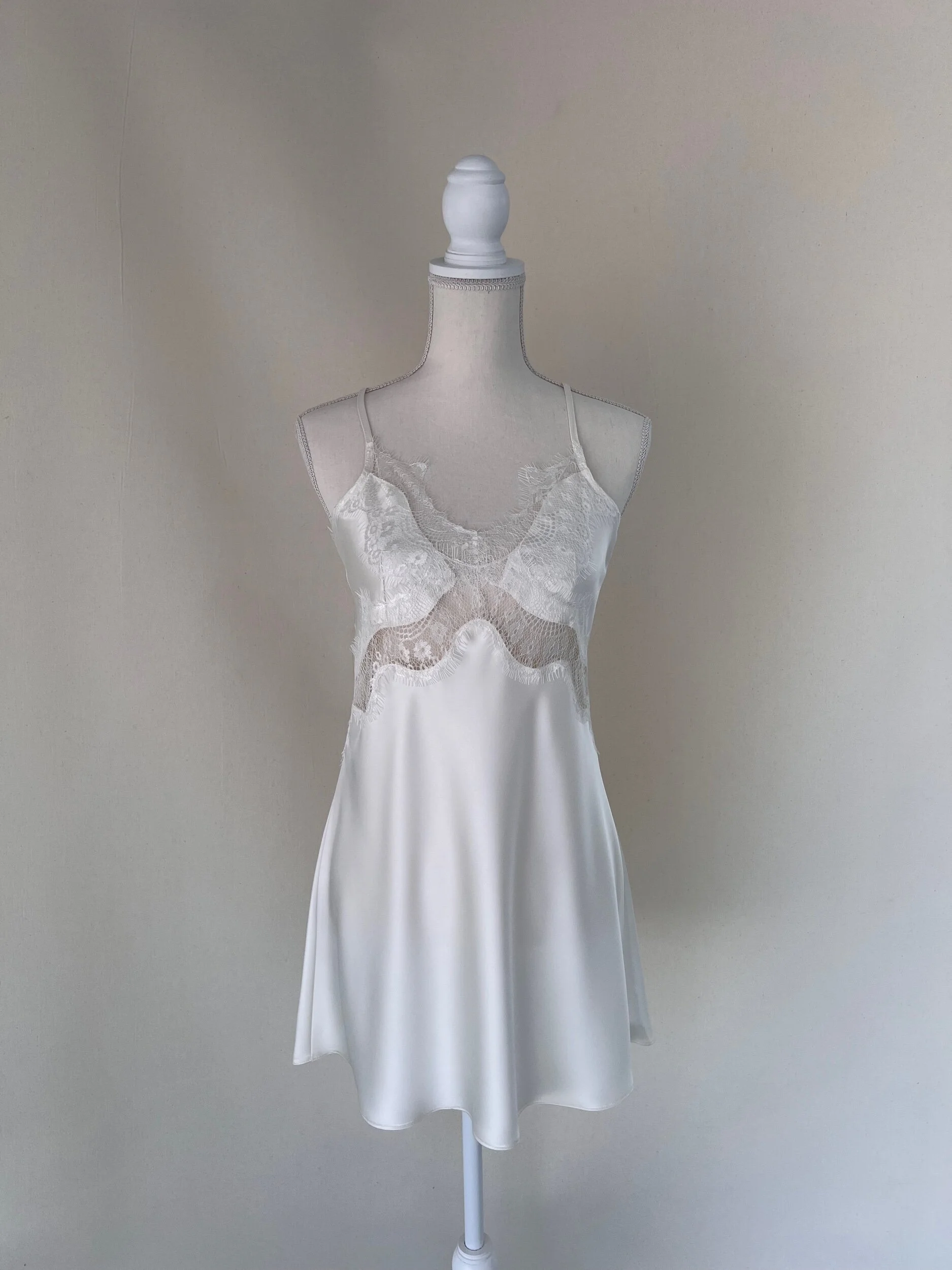 EC051FCA-C1BC-4480-8DD9-1ABA3570F93A