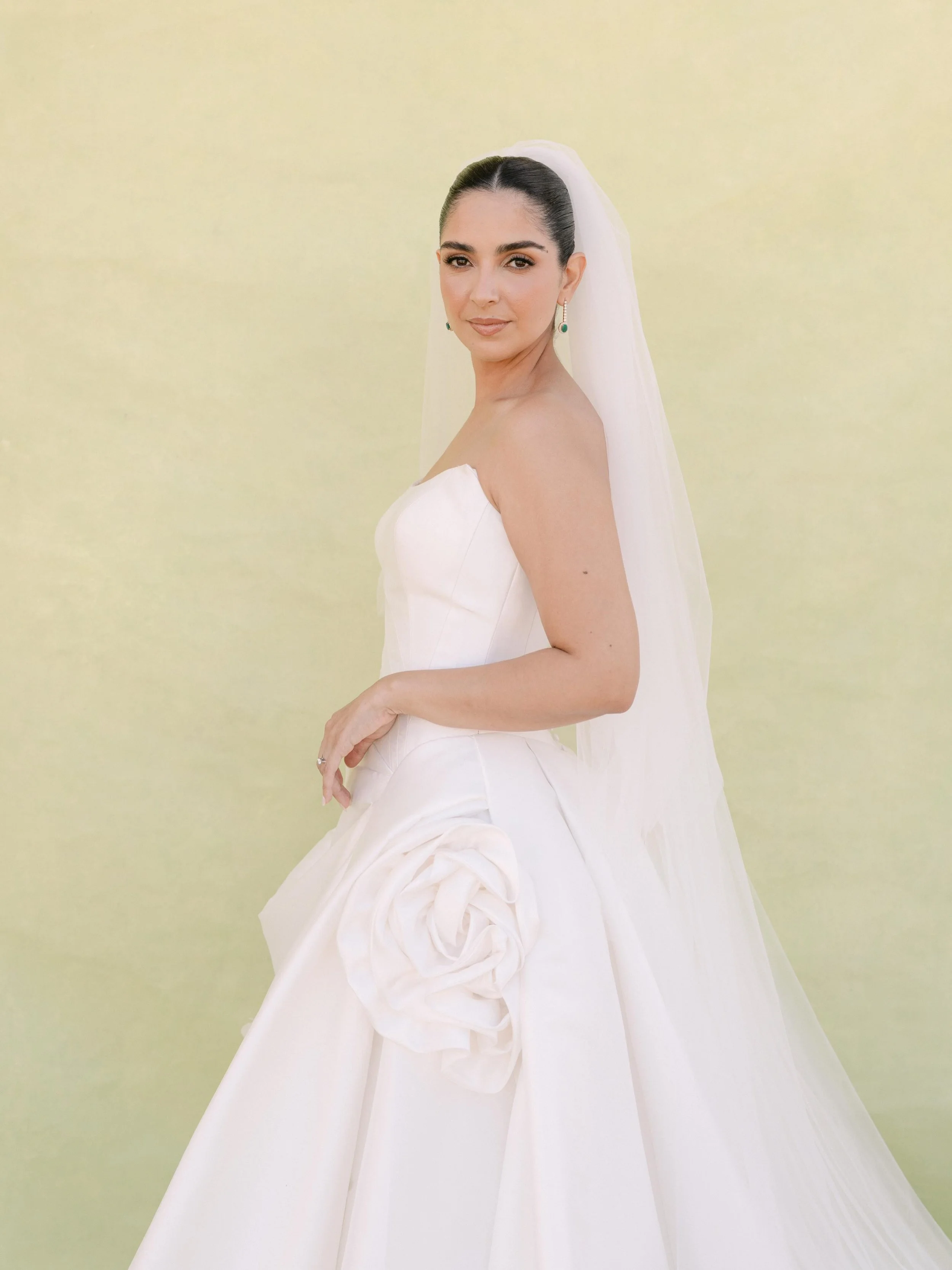Paloma en nuestro Two tier / 85~300cm / Tul Bon / Ivory / Wedding veil
.
Foto @ricordi.mx