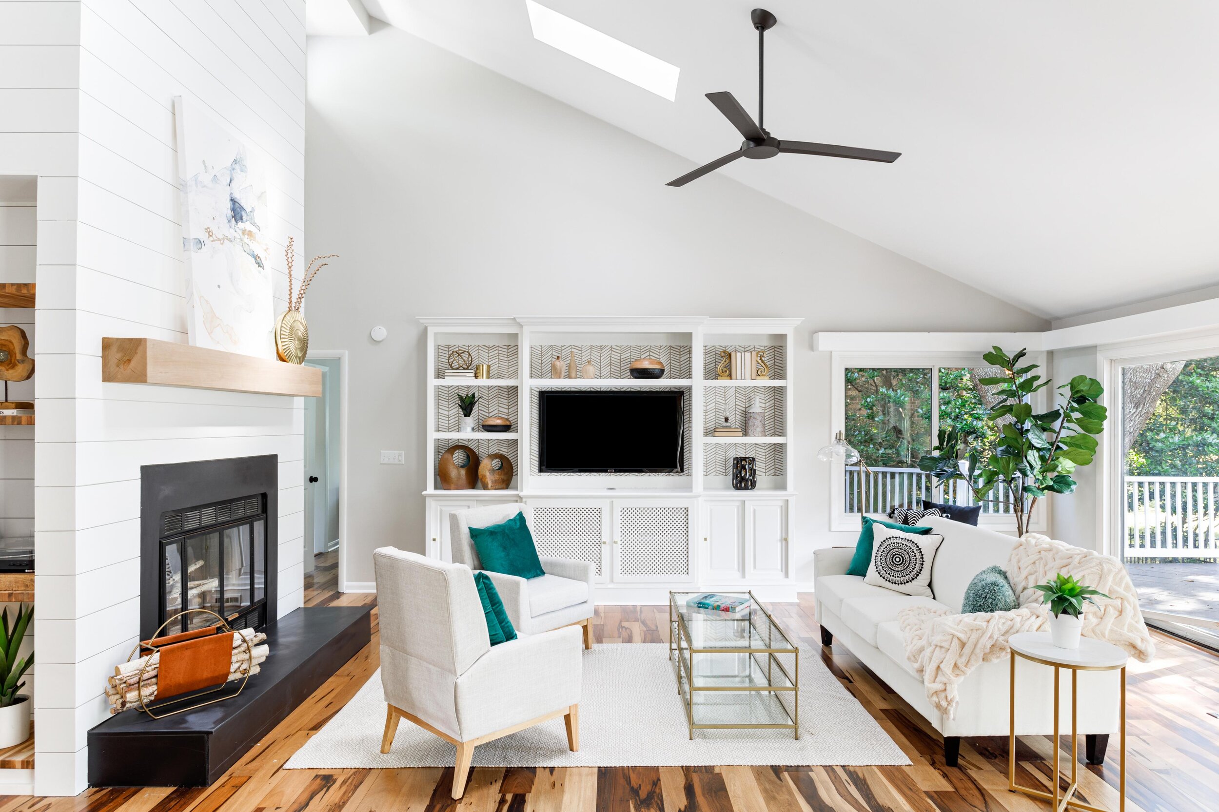 Snee Farm: 1146 Plantation Lane
