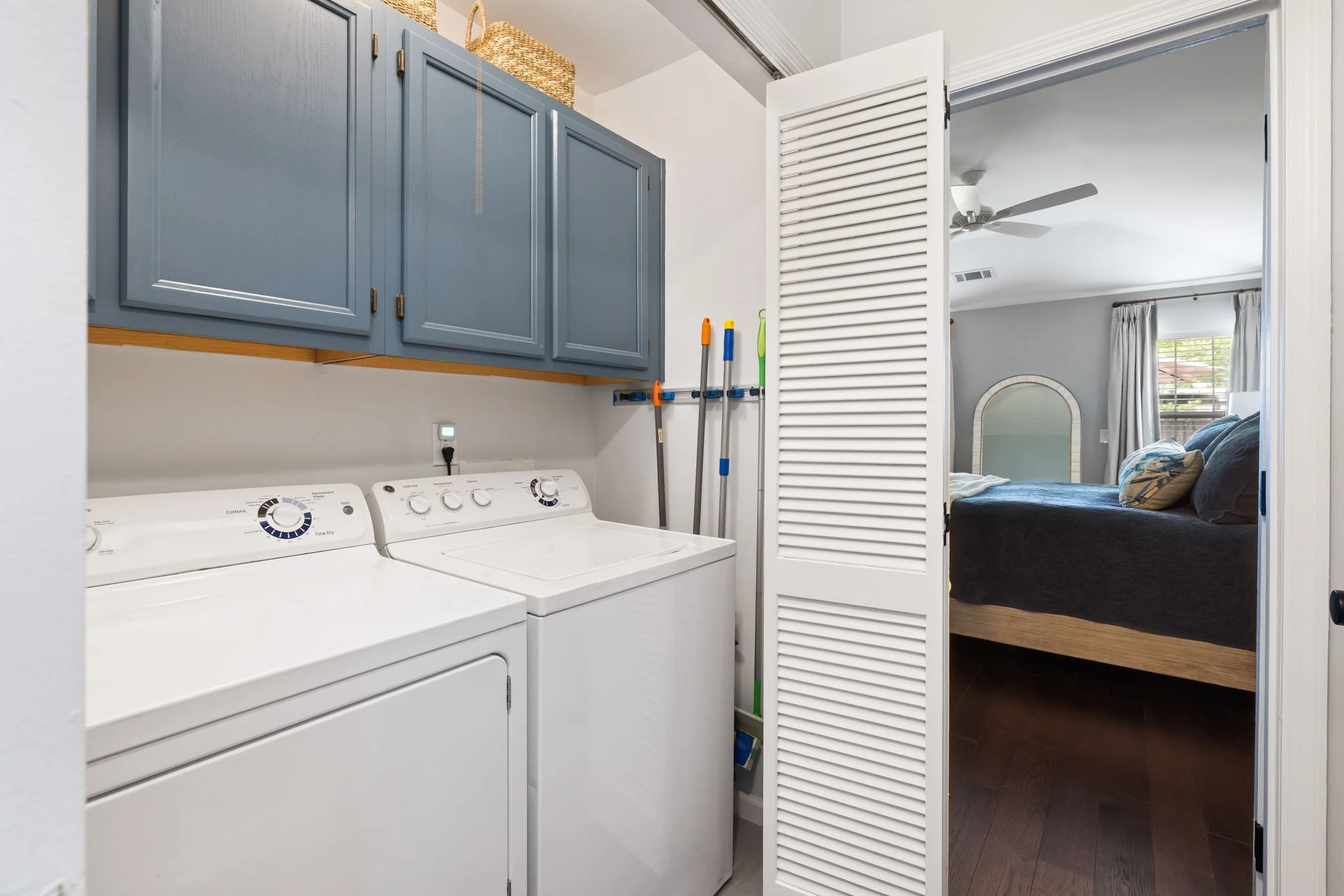 19-web-or-mls-2021 Arundel Pl- CoastalRePhoto-12.jpg