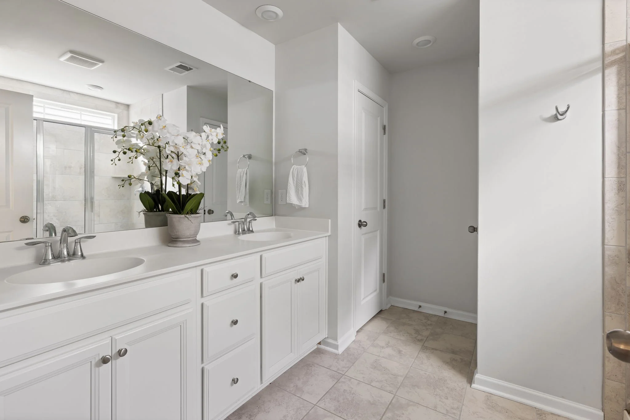 24-web-or-mls-1825 Crossbill Trail - Coastal Re Photo-23.jpg