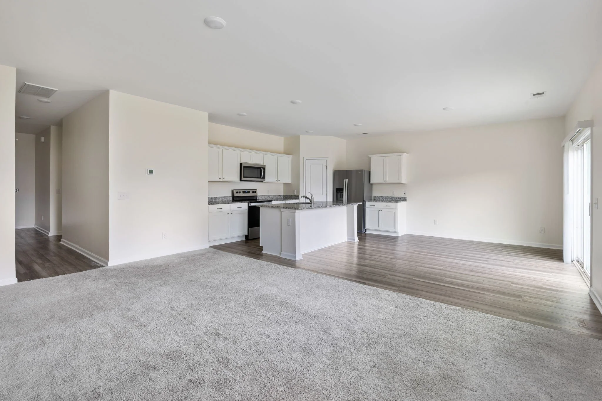 3-web-or-mls-5005 Ferry Field Drive - CoastalREphoto-5.jpg
