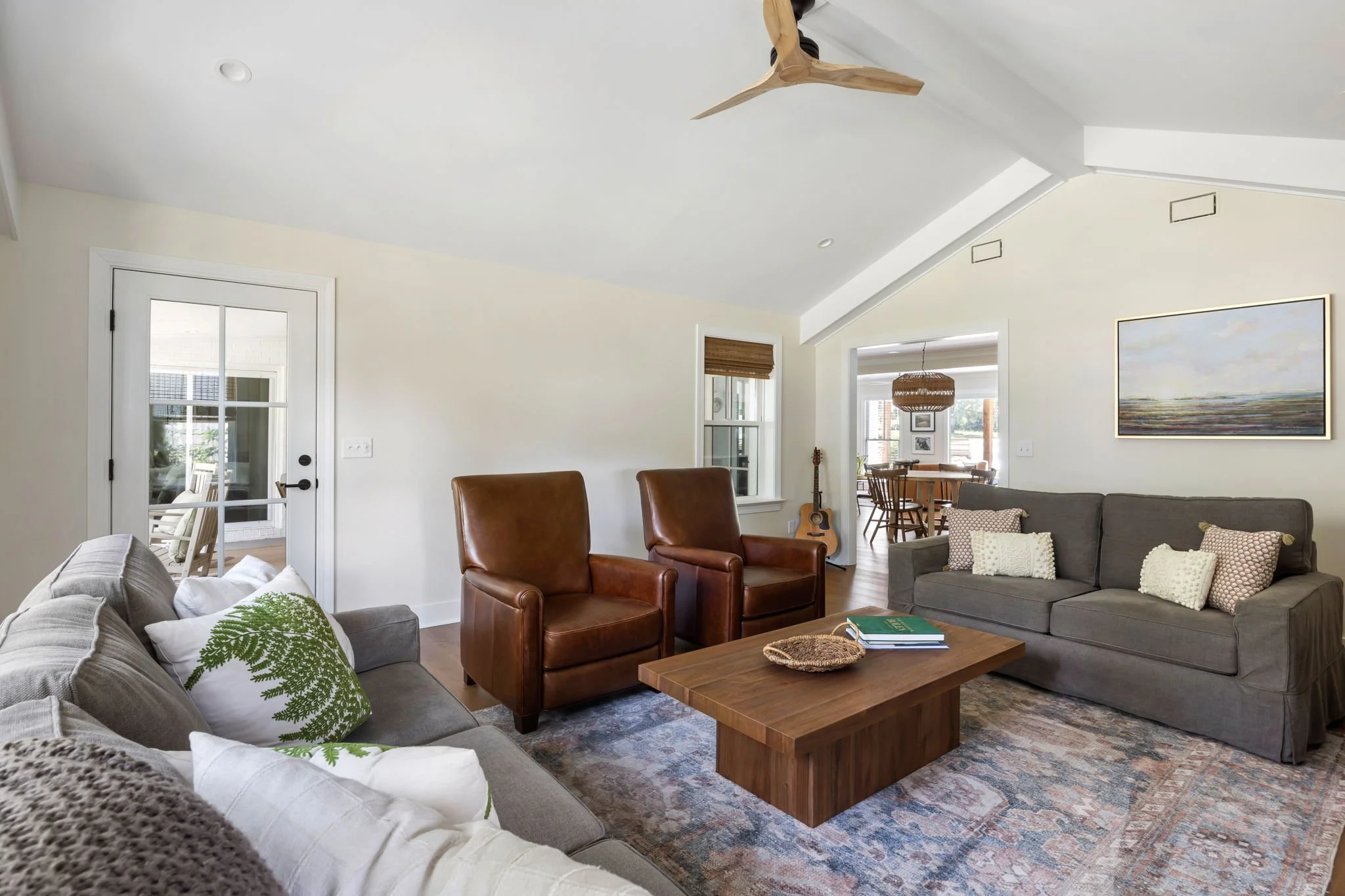 17-web-or-mls-344 4th Ave - Coastal RE Photo-16.jpg