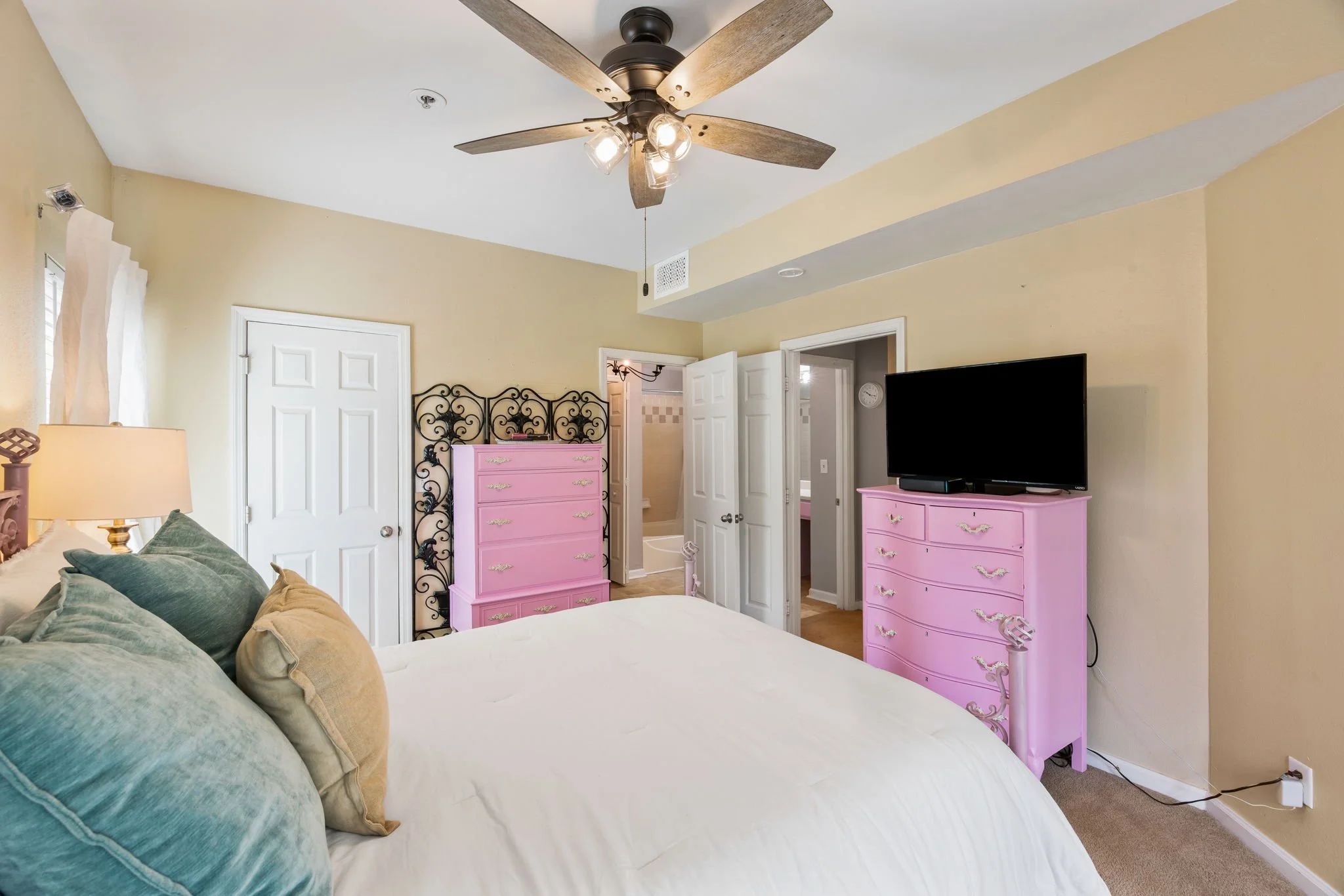 12-web-or-mls-700 Daniel Ellis Dr 2201 - Coastal RE Photo-13.jpg