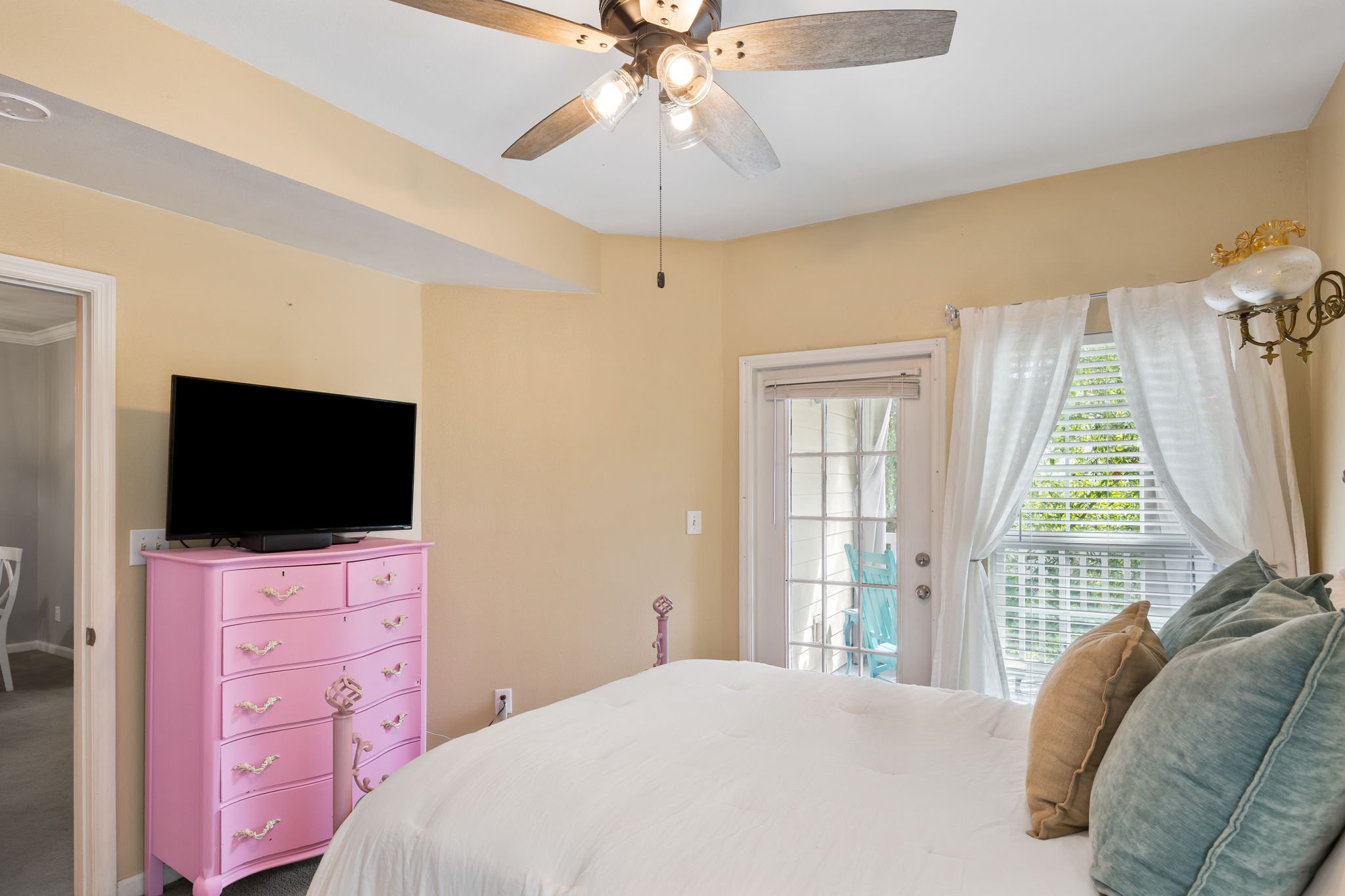 13-web-or-mls-700 Daniel Ellis Dr 2201 - Coastal RE Photo-12.jpg