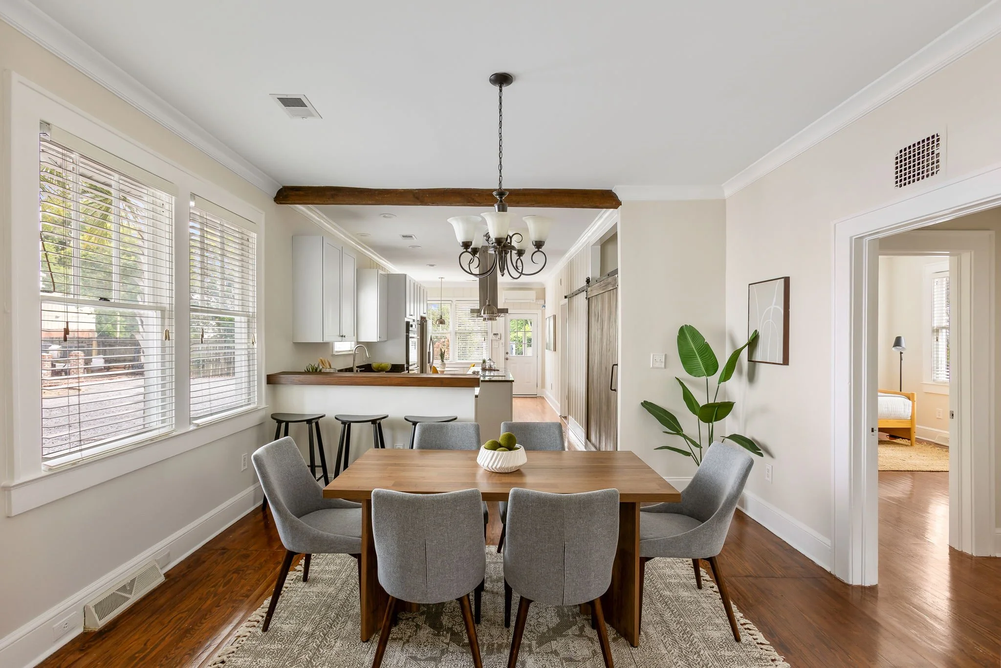 7-web-or-mls-67 Poplar St CoastalRE-9.jpg