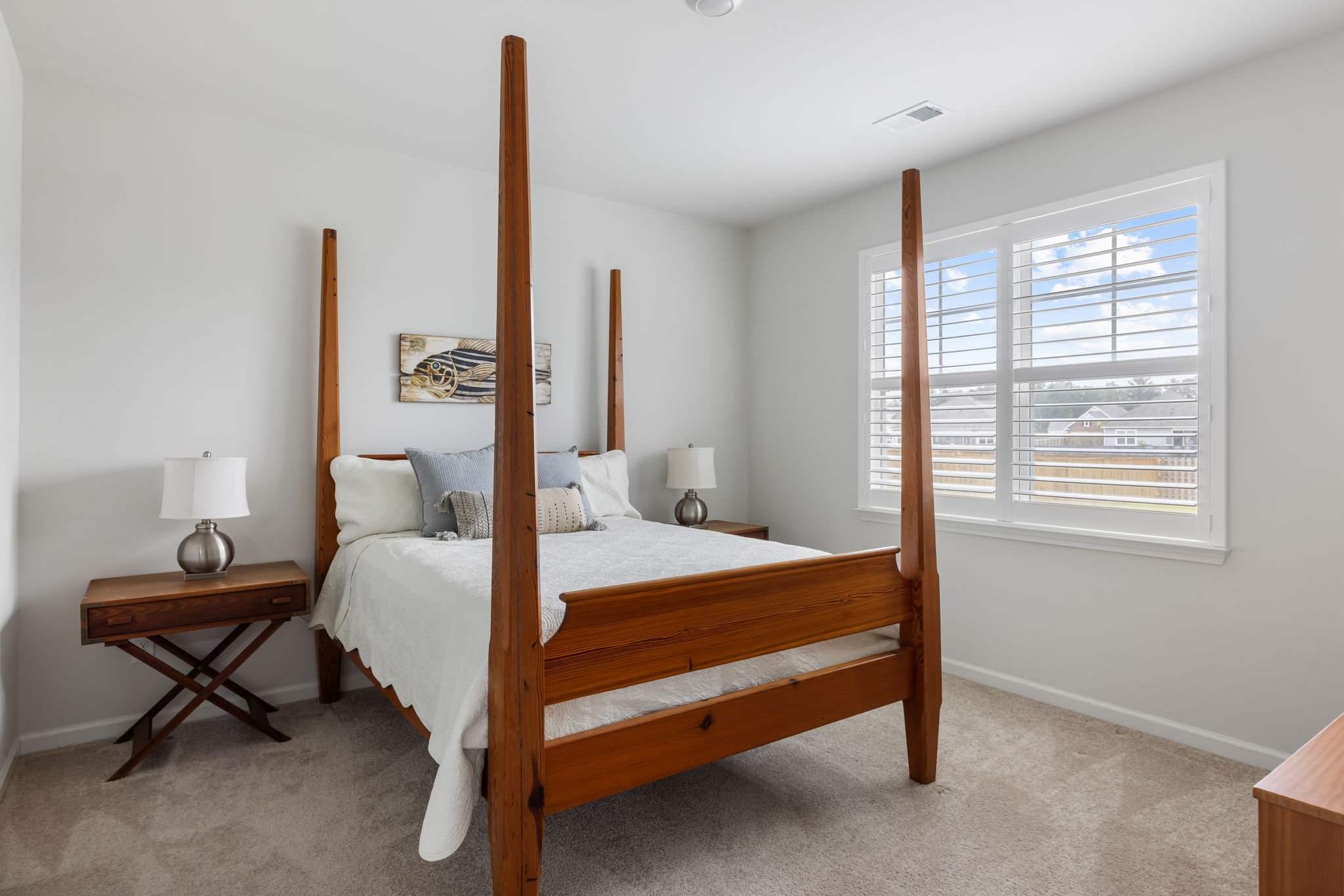 11-web-or-mls-231 Silver Crk Dr- Coastal RE Photo-20.jpg
