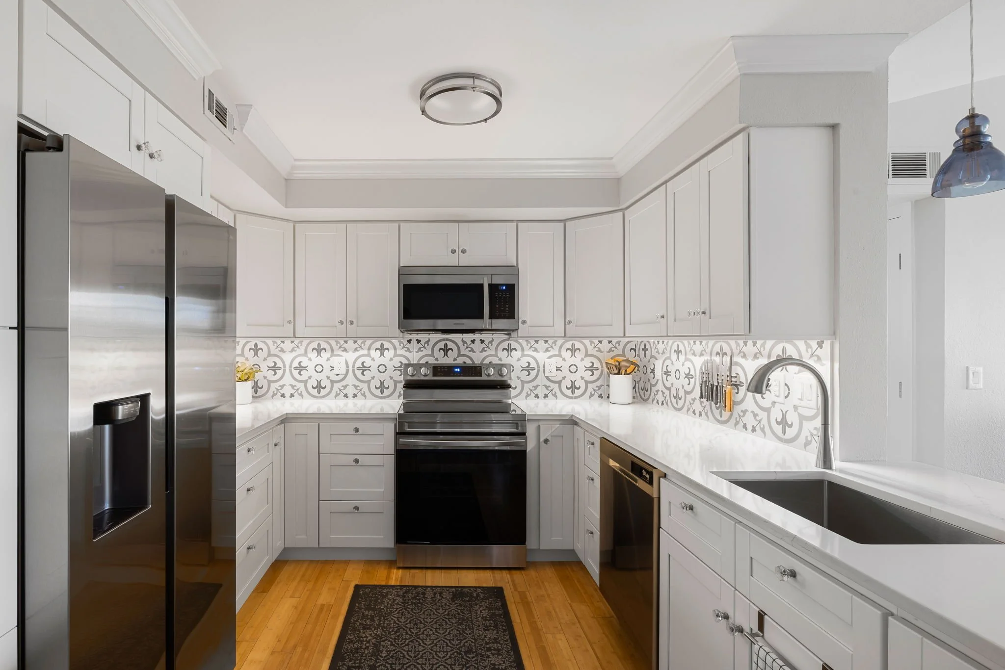 7-web-or-mls-700 Daniel Ellis Dr 8306 - Coastal RE Photo-9.jpg