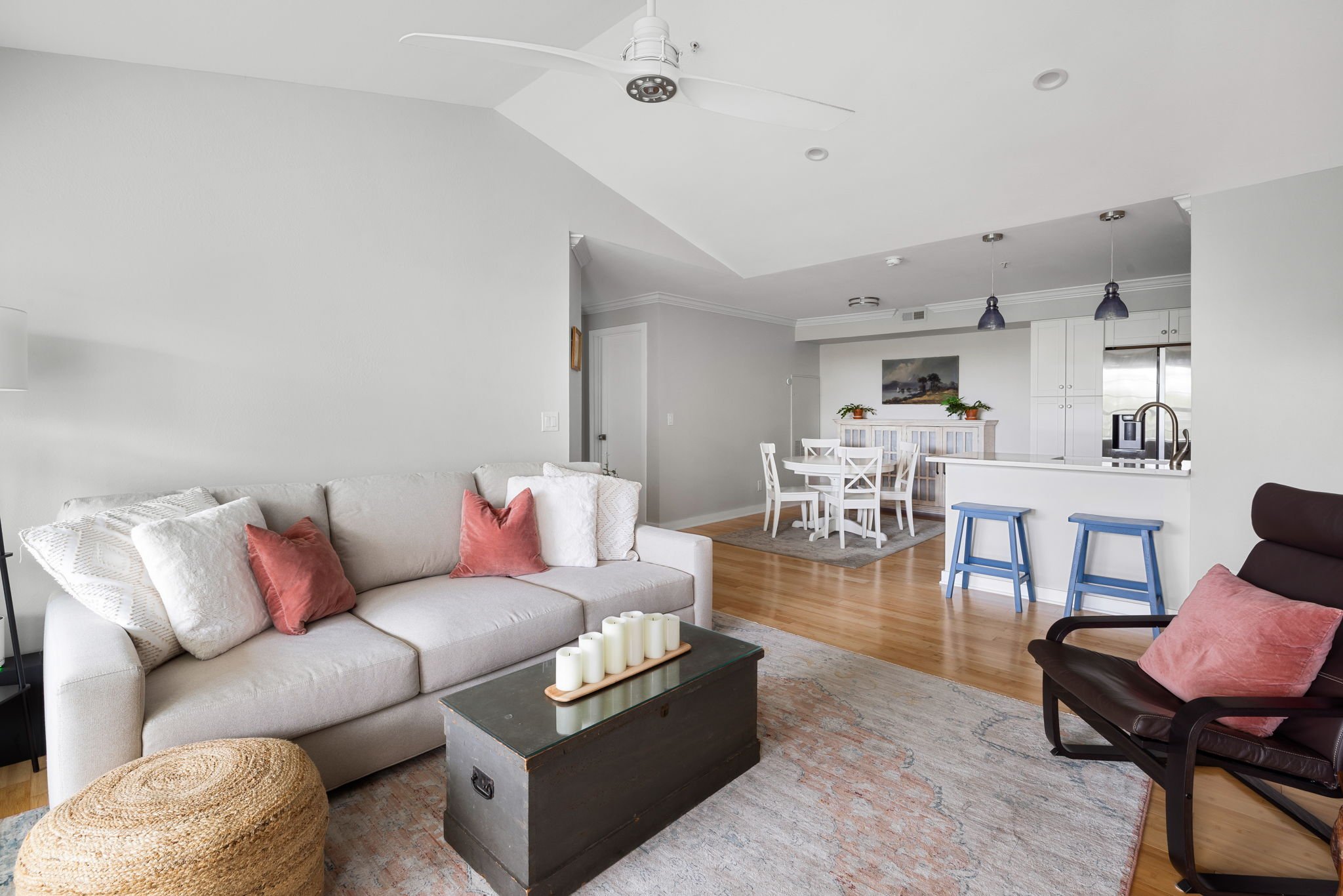 11-web-or-mls-700 Daniel Ellis Dr 8306 - Coastal RE Photo-7.jpg