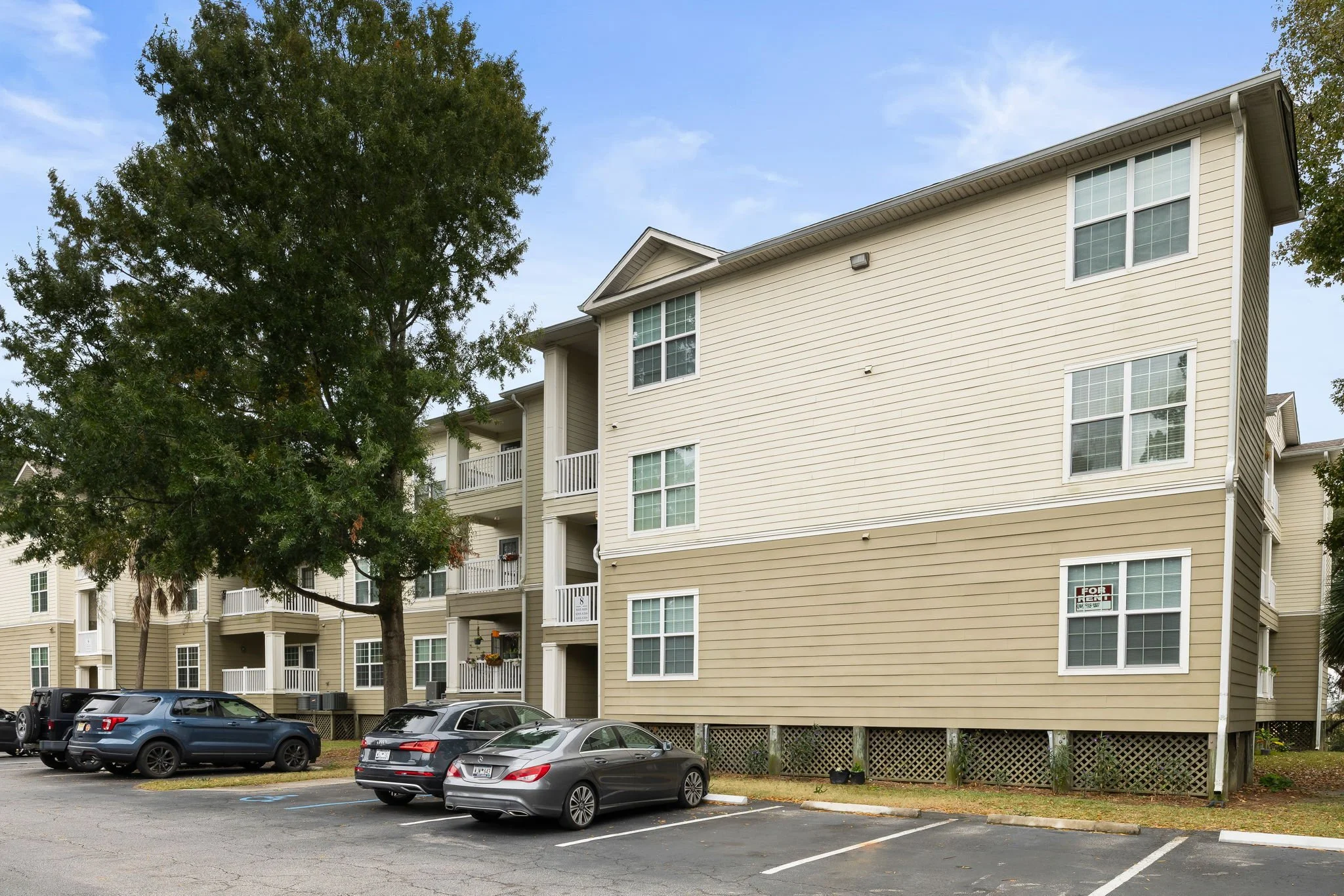 17-web-or-mls-700 Daniel Ellis Dr 8306 - Coastal RE Photo-17.jpg