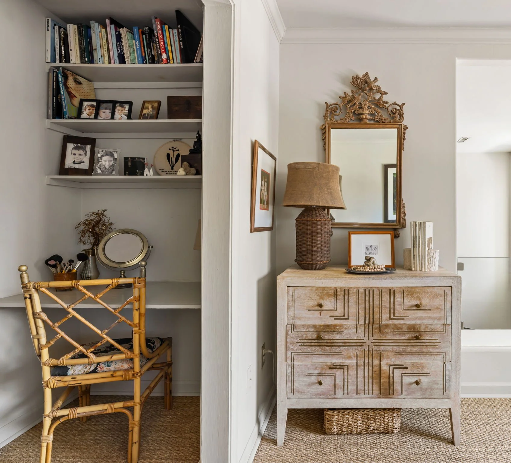 24-web-or-mls-1303 Ventura Pl - Coastal RE Photo-19.jpg