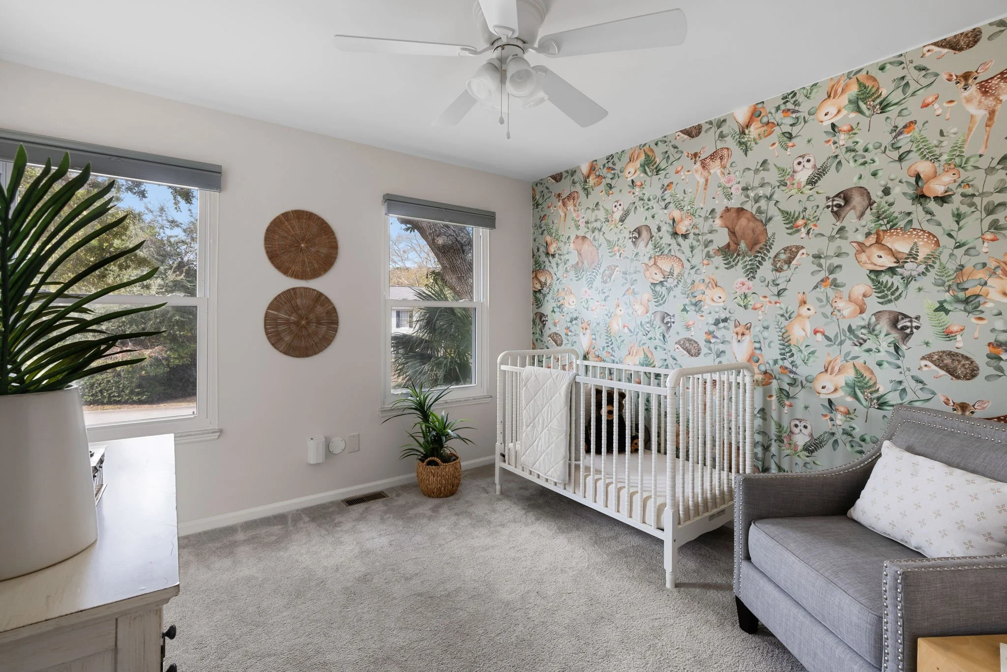 22-web-or-mls-1490 Diamond Blvd- Coastal Re Photo-14.jpg