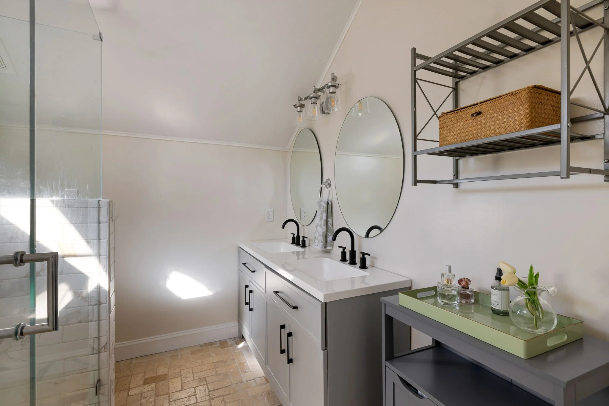 13. Primary bathroom.jpg