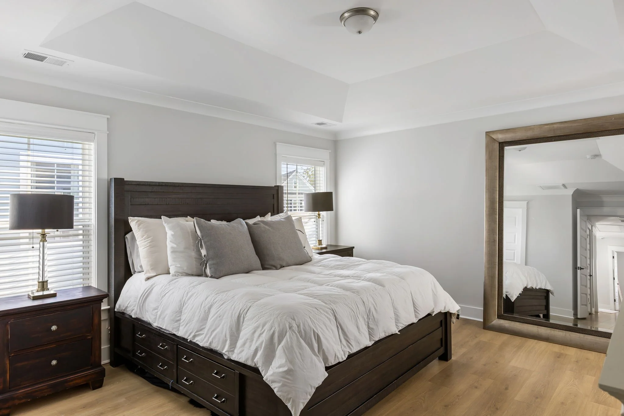 13-web-or-mls-2037 Blue Bayou Blvd CoastalRE-15.jpg