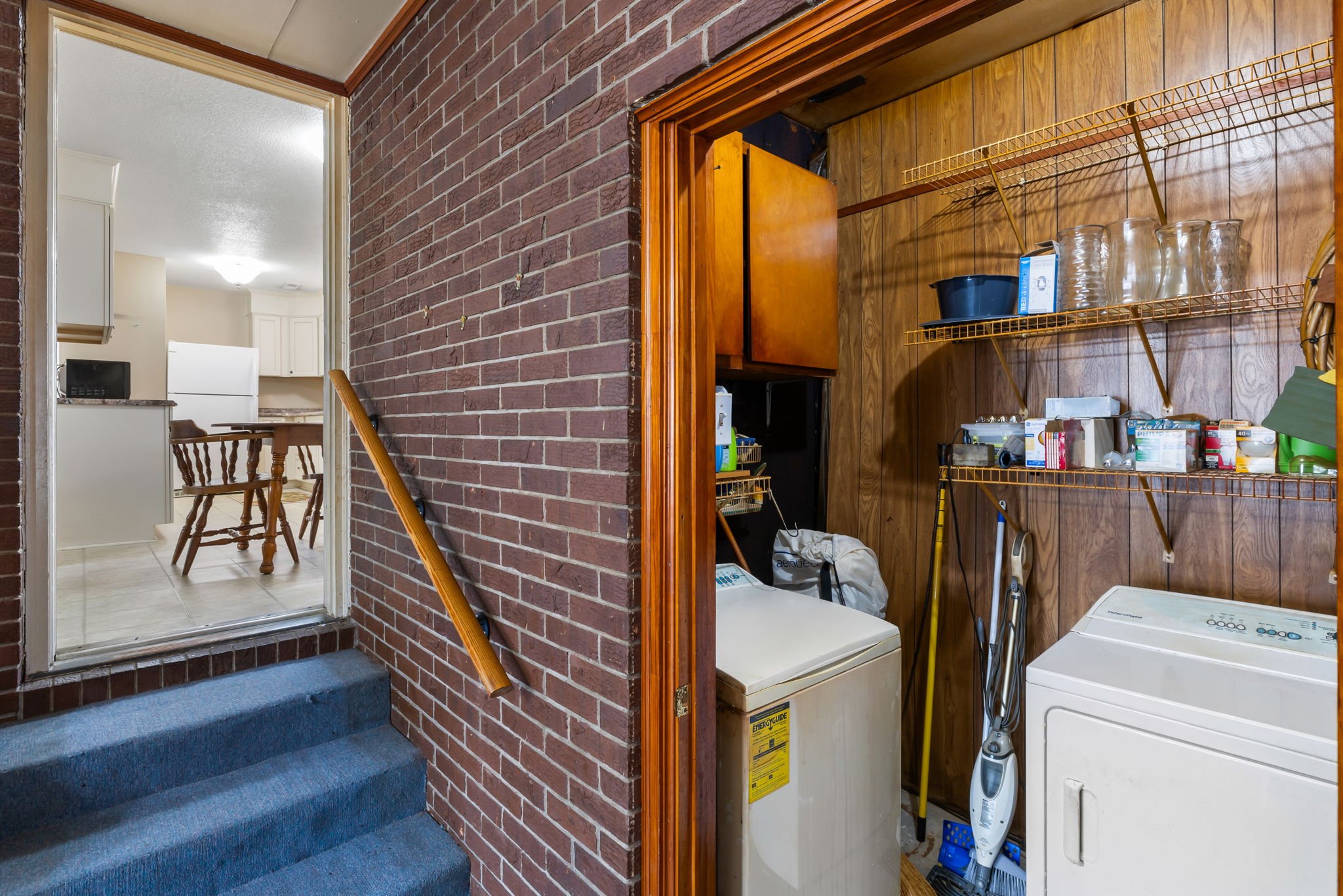 5-web-or-mls-4 Newark Ave CoastalRE-10.jpg