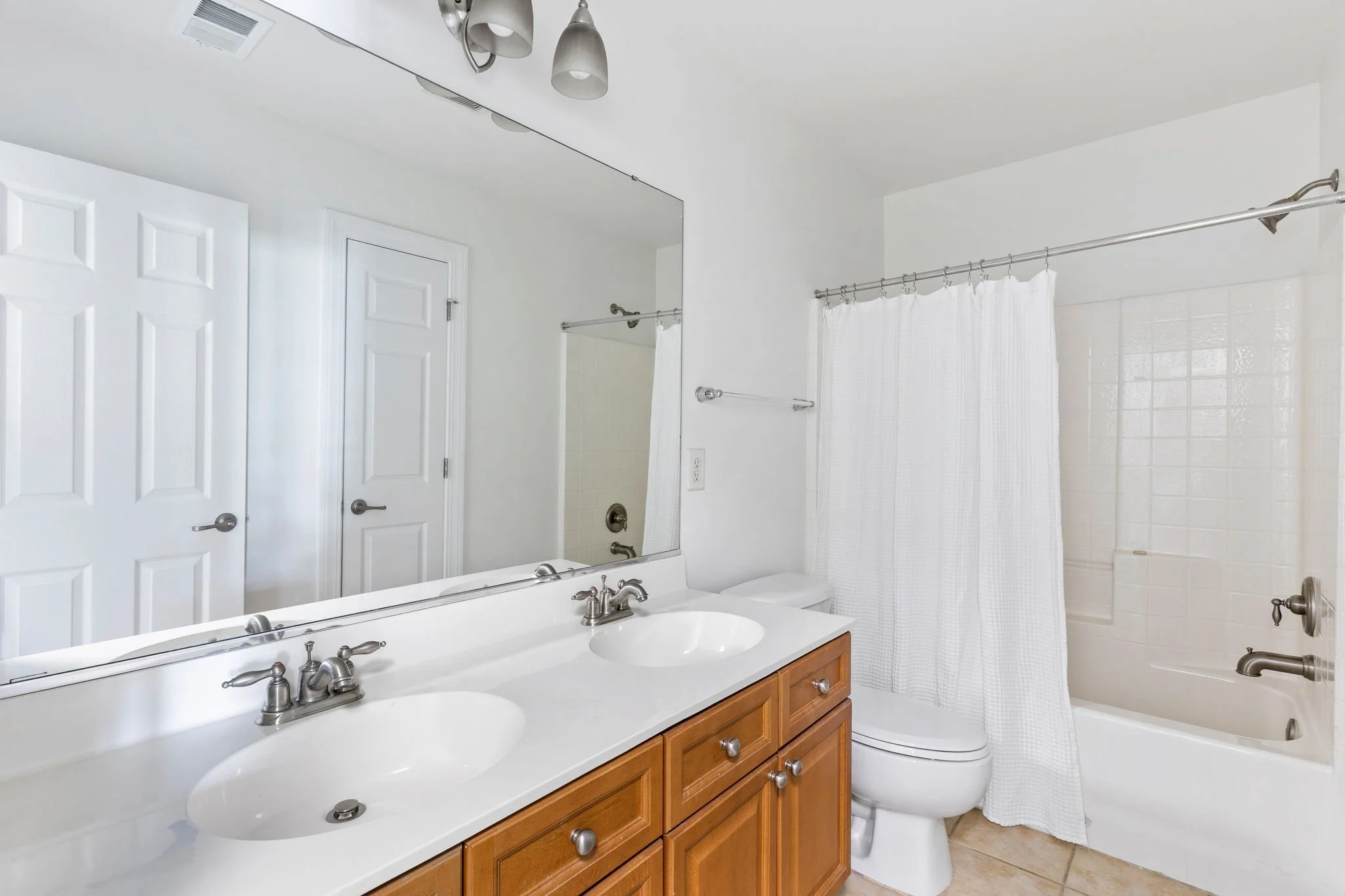 17-web-or-mls-9011 Parlor Dr CoastalRE-4.jpg