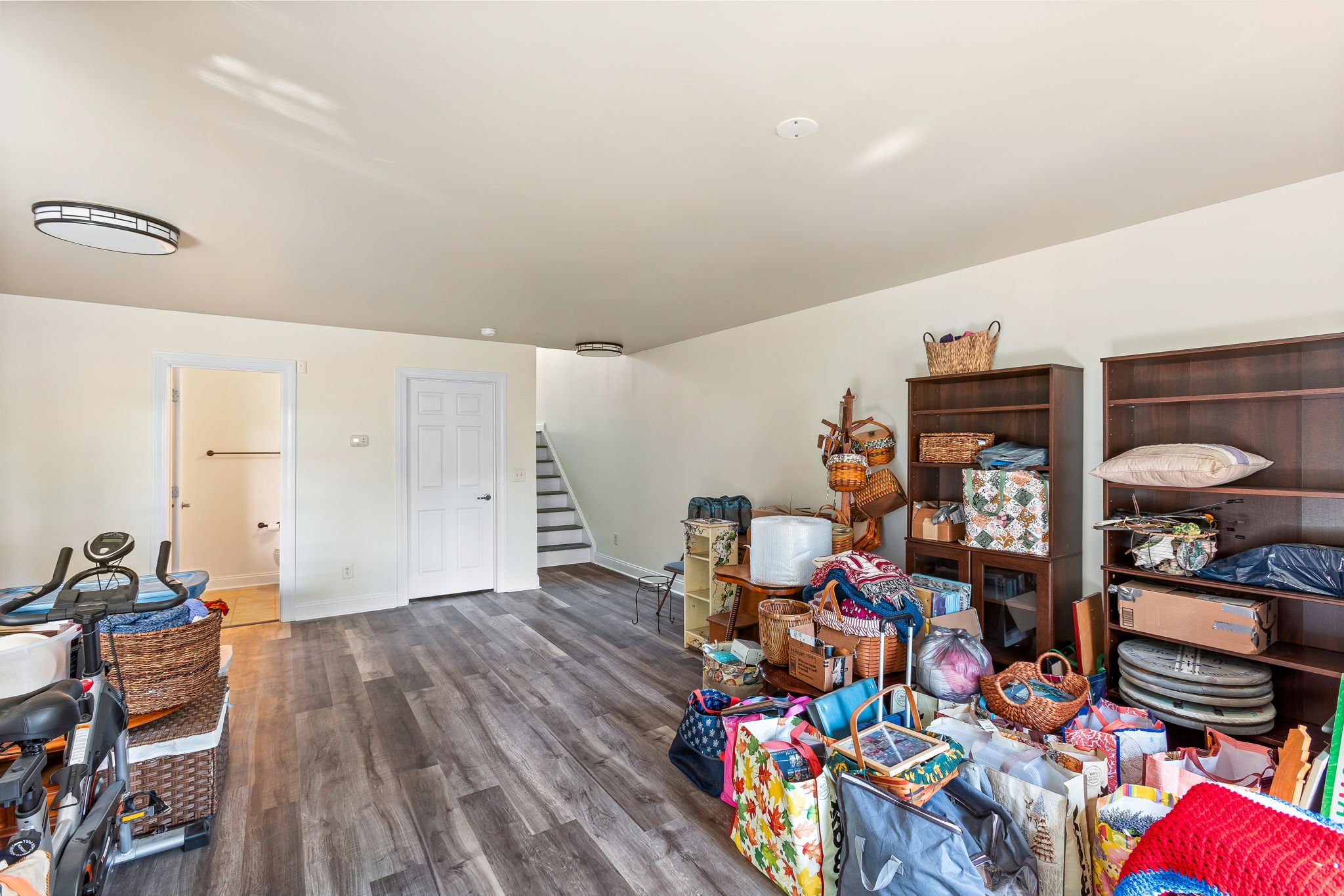 20-web-or-mls-9011 Parlor Dr CoastalRE-18.jpg