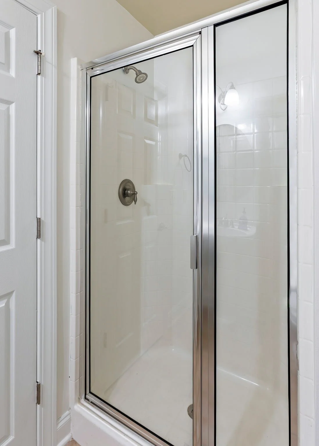 21-web-or-mls-9011 Parlor Dr CoastalRE-19.jpg