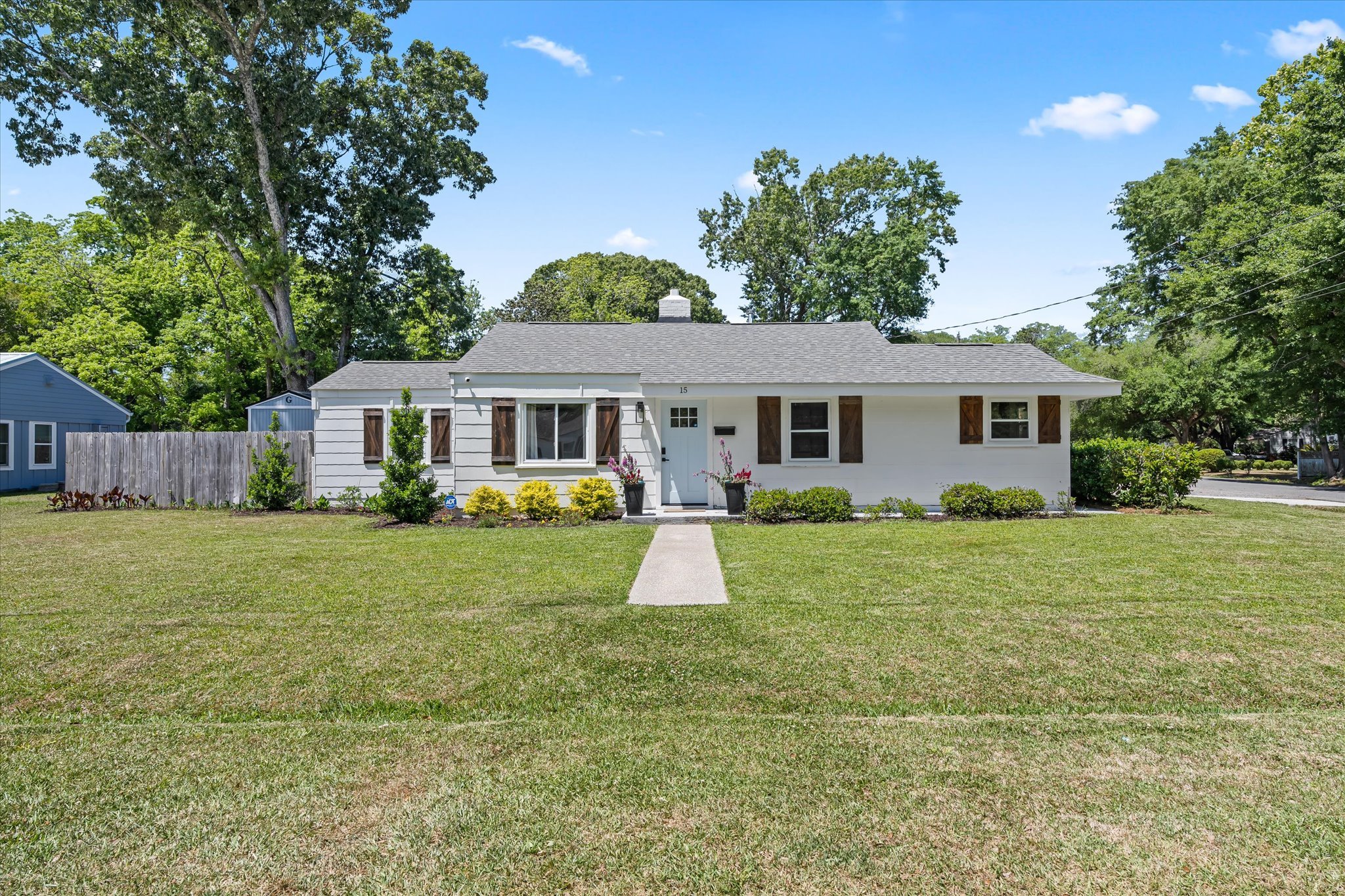 24-Exterior Front.jpg