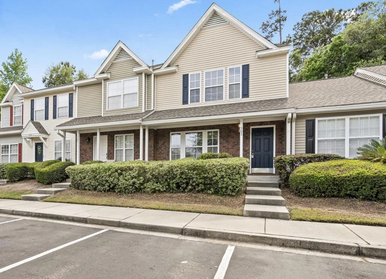 Beresford Commons: 303 Kelsey Blvd