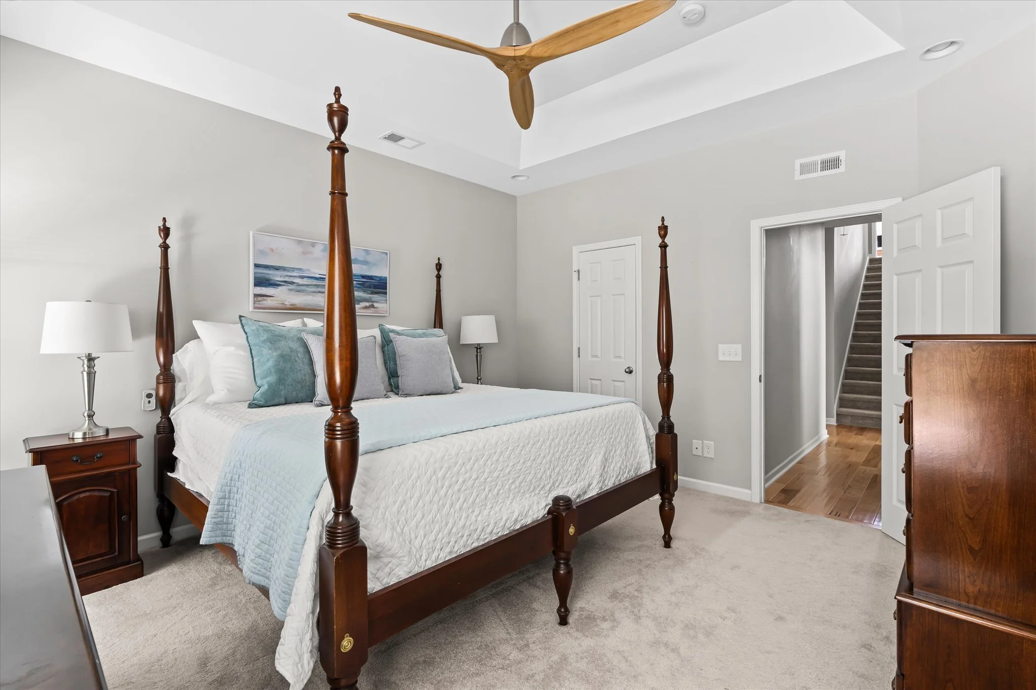 10 Primary Bedroom.jpg