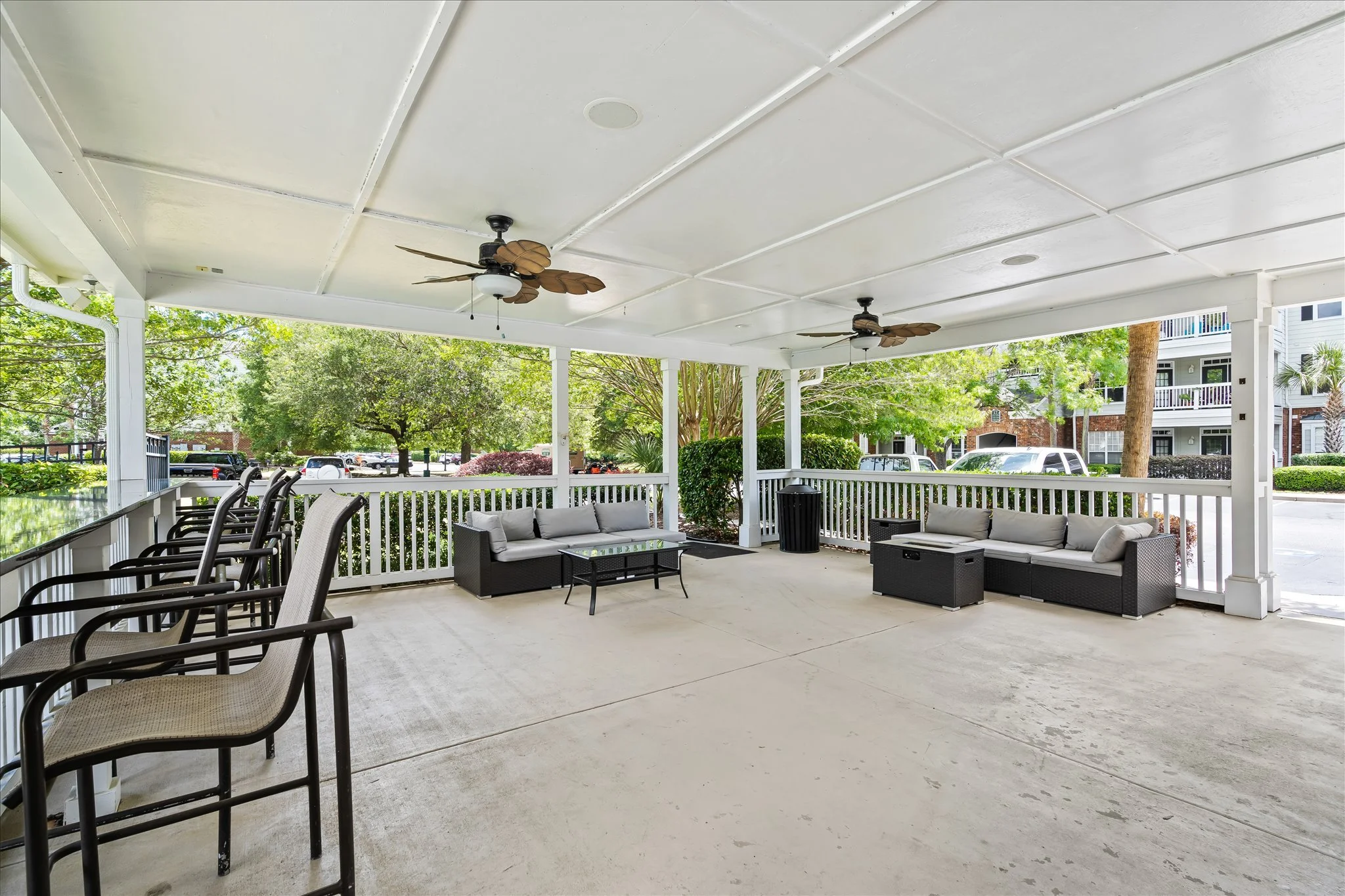 15-Common Area.jpg