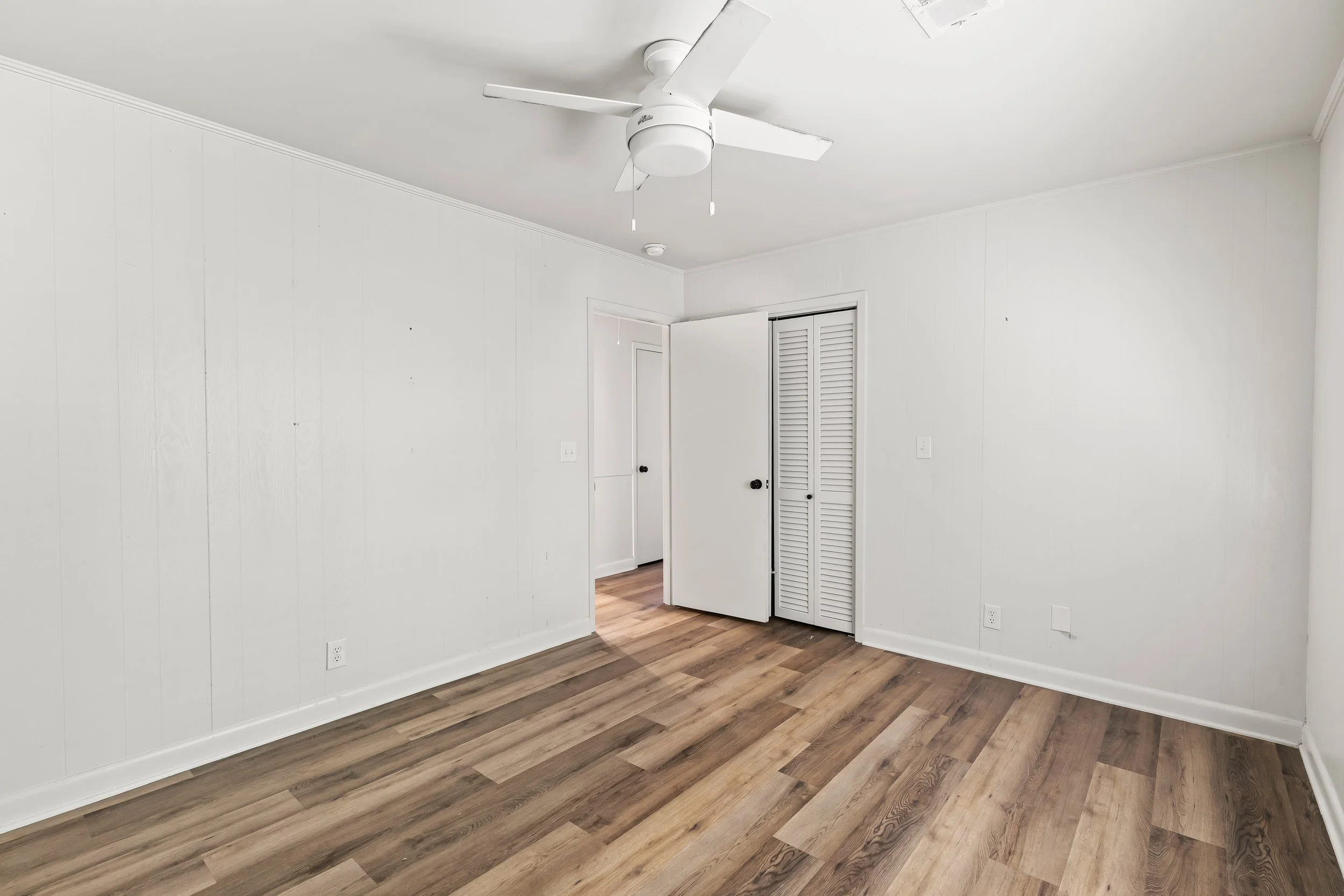 AR504492.JPG