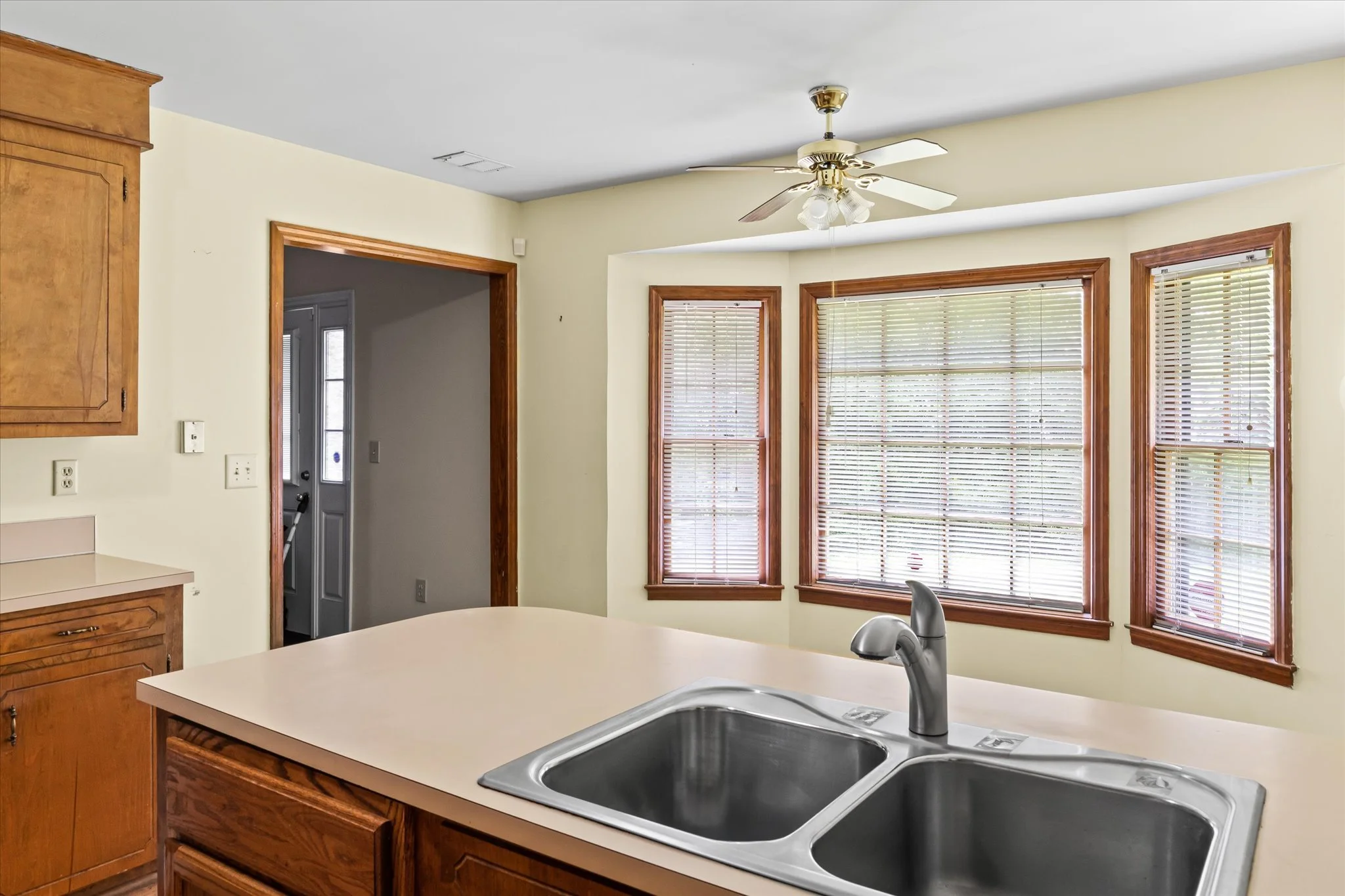 4-Kitchen Sink.jpg