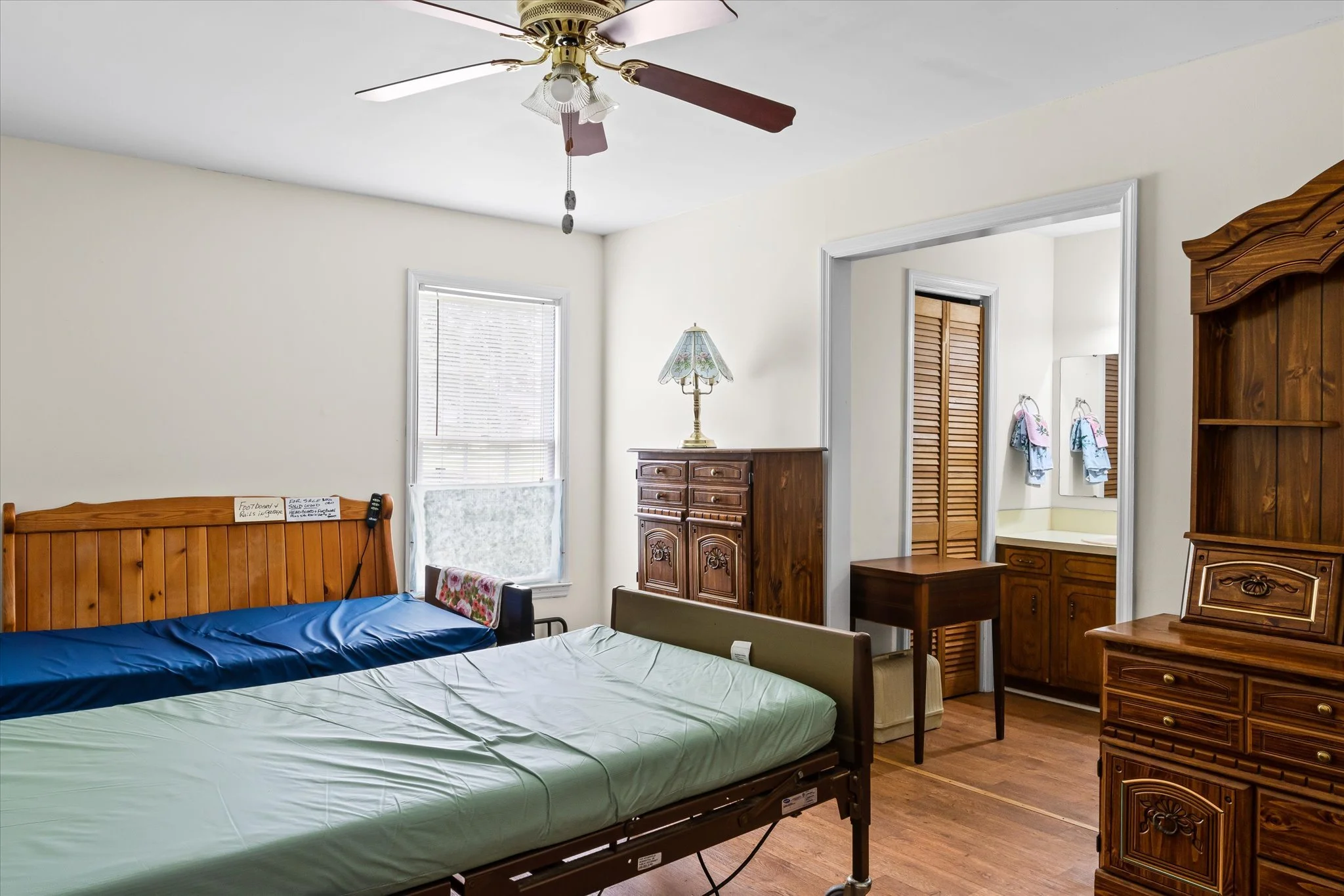 15-PrimaryBedroom 1.jpg