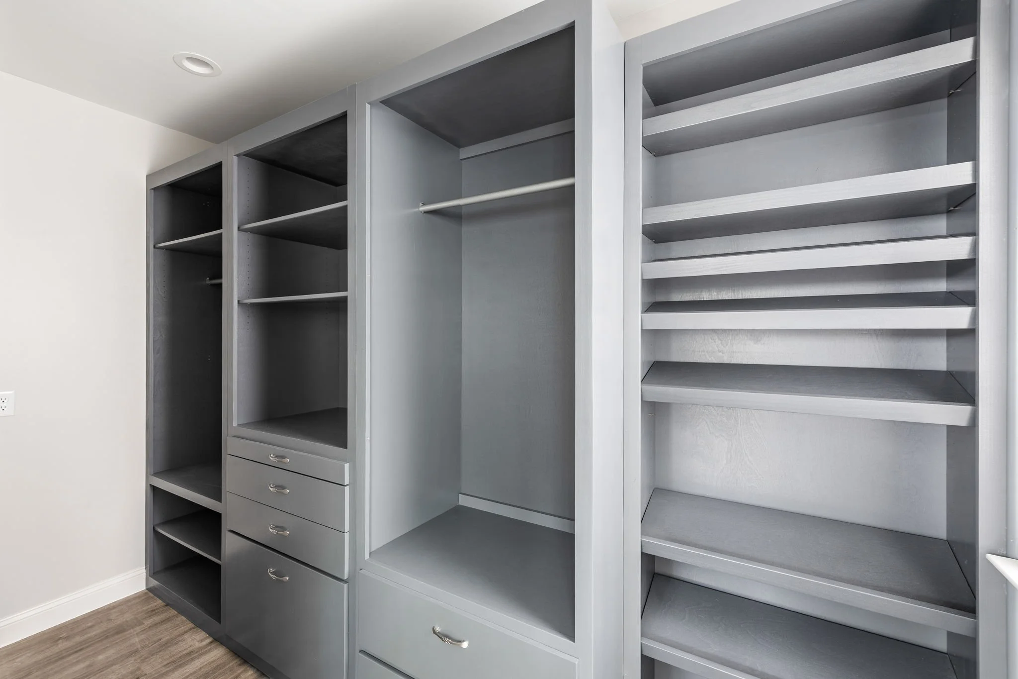 14-Primary Closet built-ins.jpg