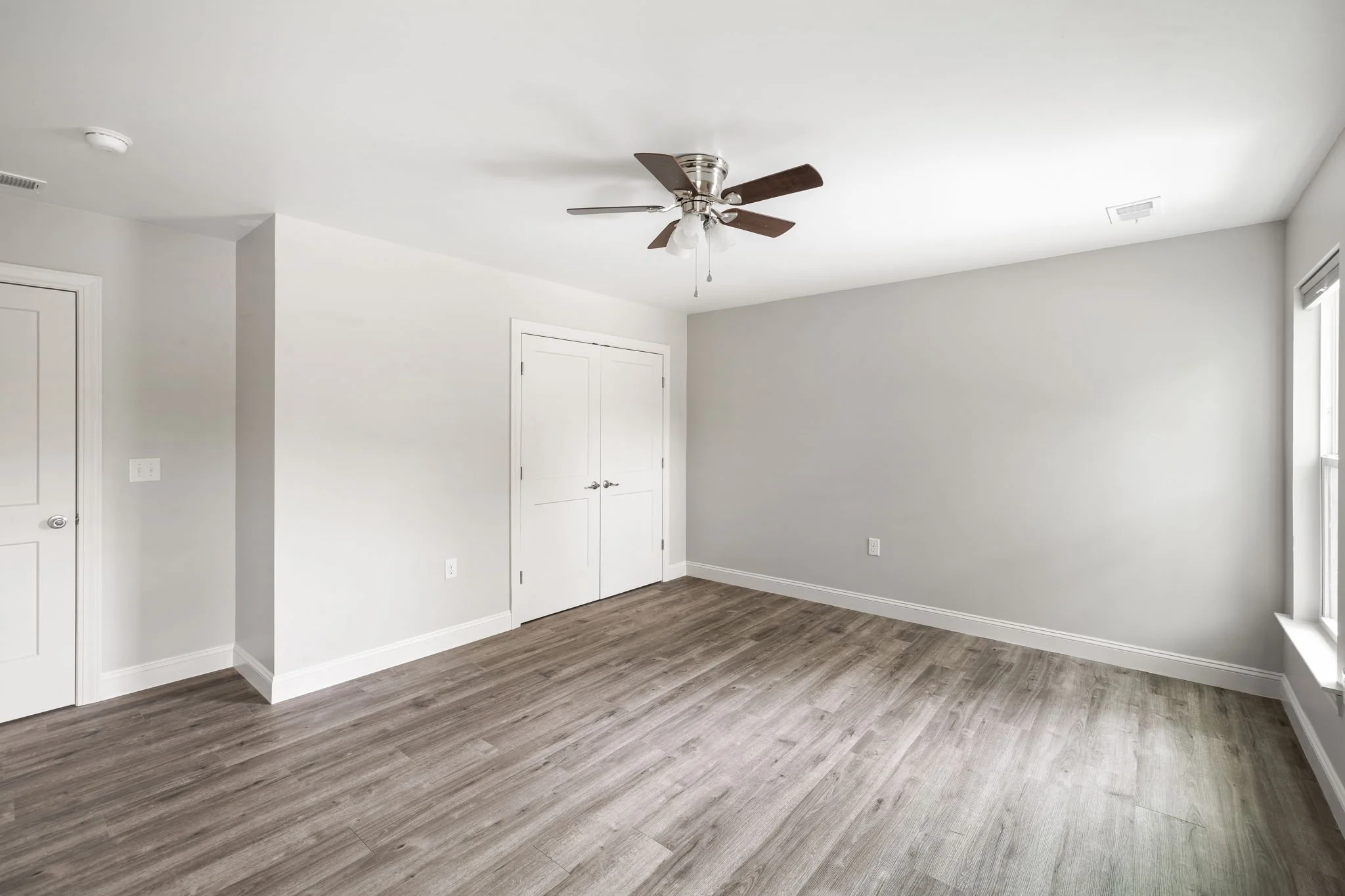 23-Bedroom 3.jpg