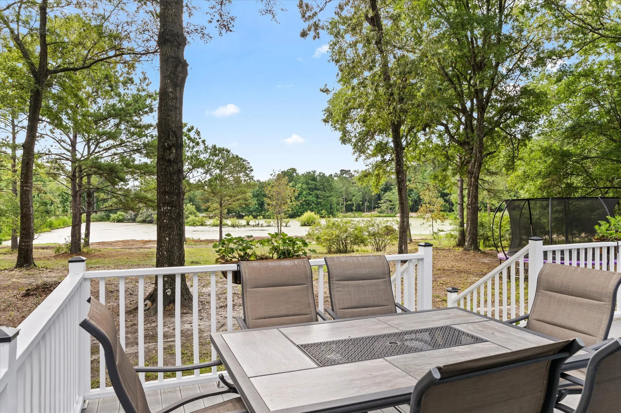 05-Back Deck.jpg
